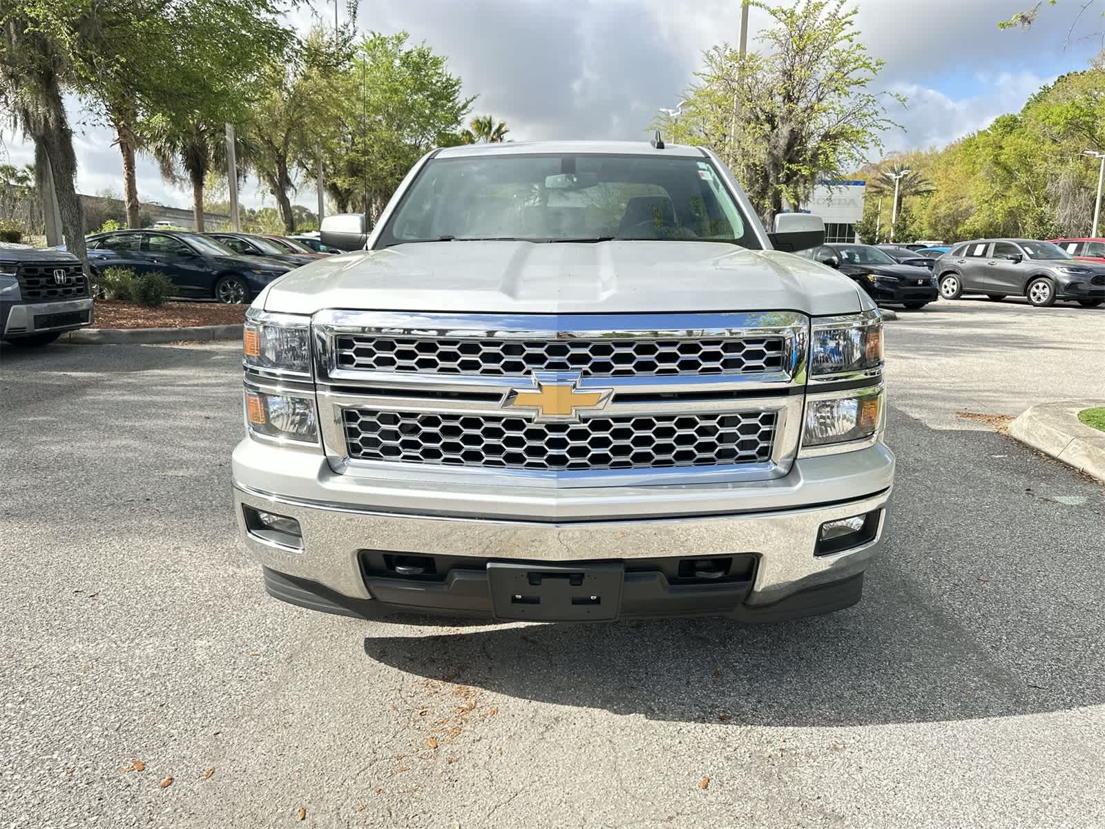 Thumbnail: 2015 Chevrolet Silverado 1500 - 9