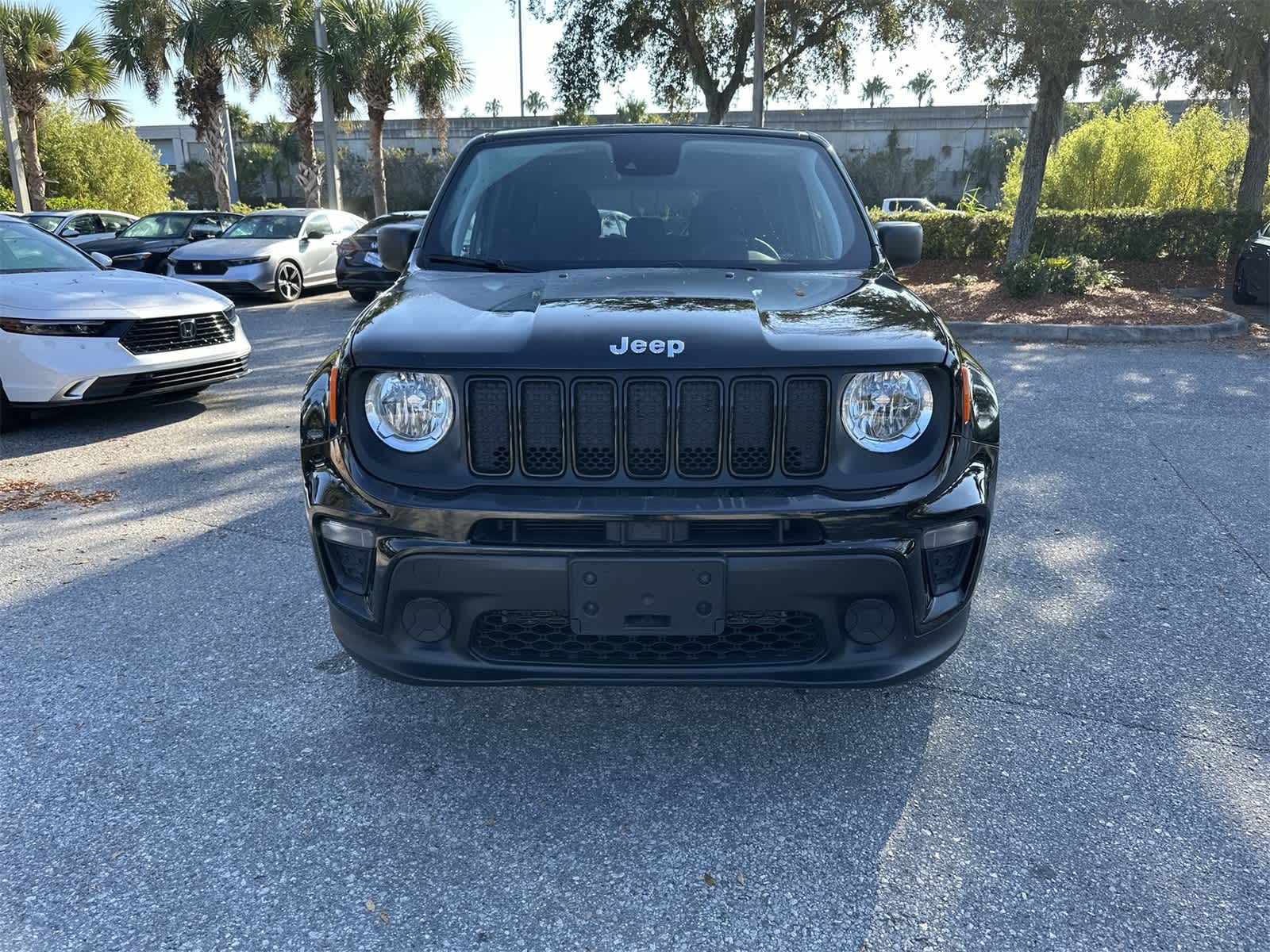 Thumbnail: 2021 Jeep Renegade - 9