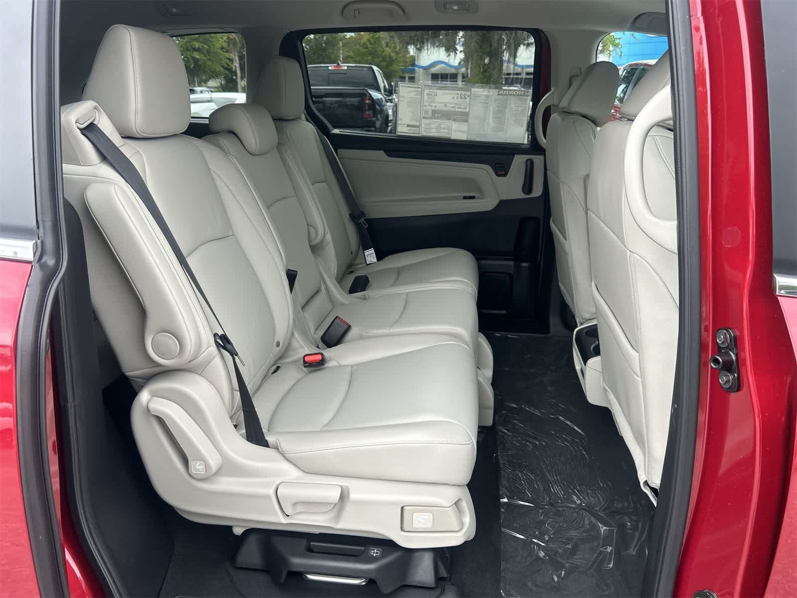 Thumbnail: 2025 Honda Odyssey - 16