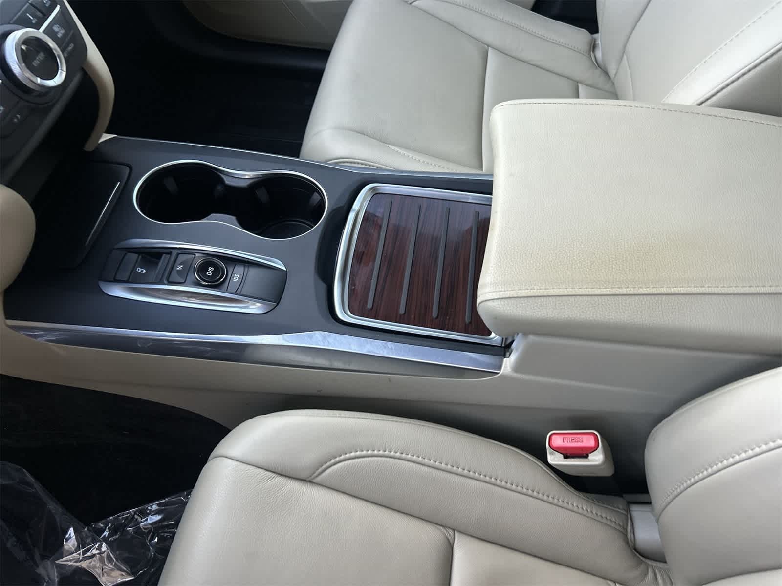 Thumbnail: 2016 Acura MDX - 19