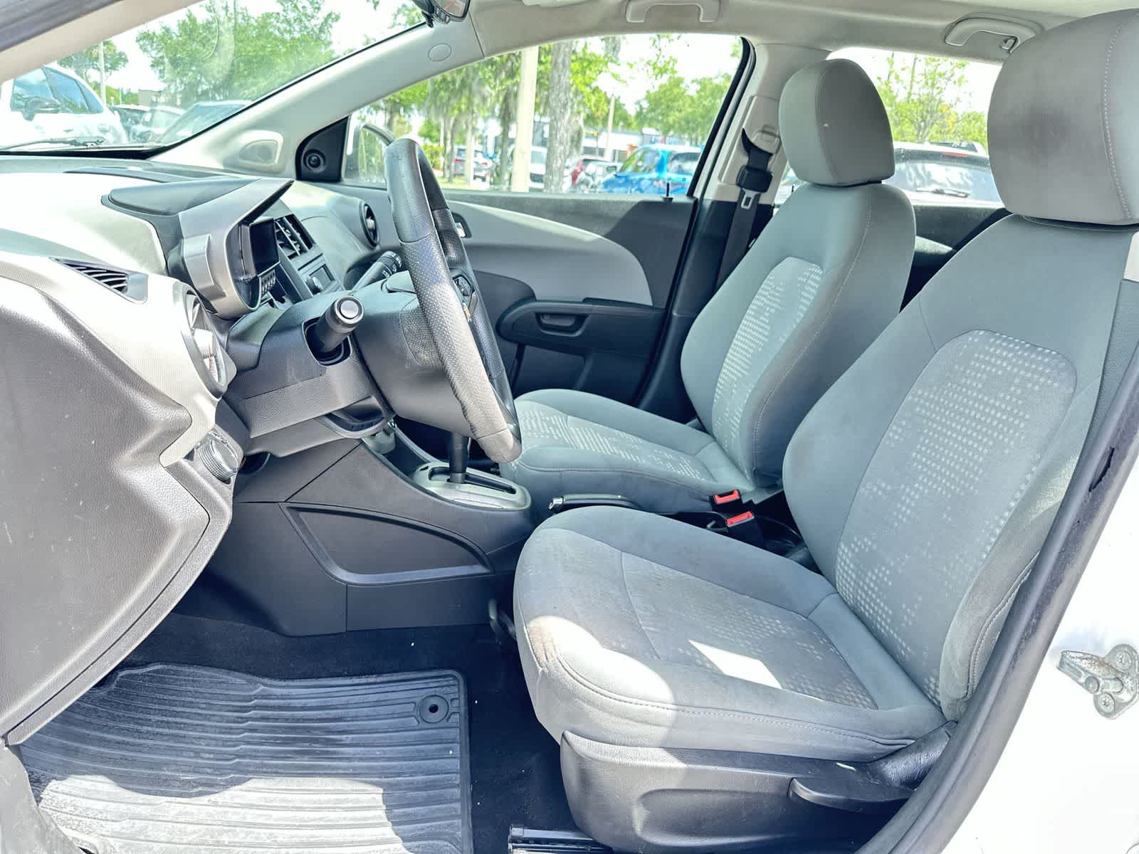 Thumbnail: 2014 Chevrolet Sonic - 13