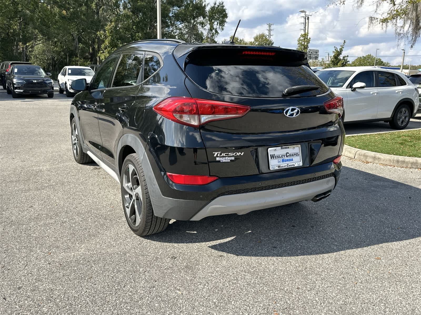 Thumbnail: 2017 Hyundai Tucson - 4