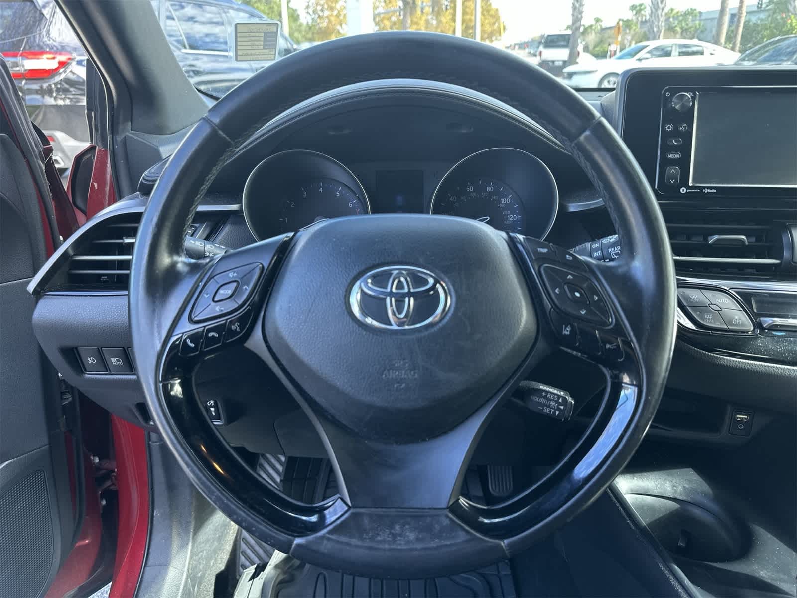 Thumbnail: 2018 Toyota C-HR - 20