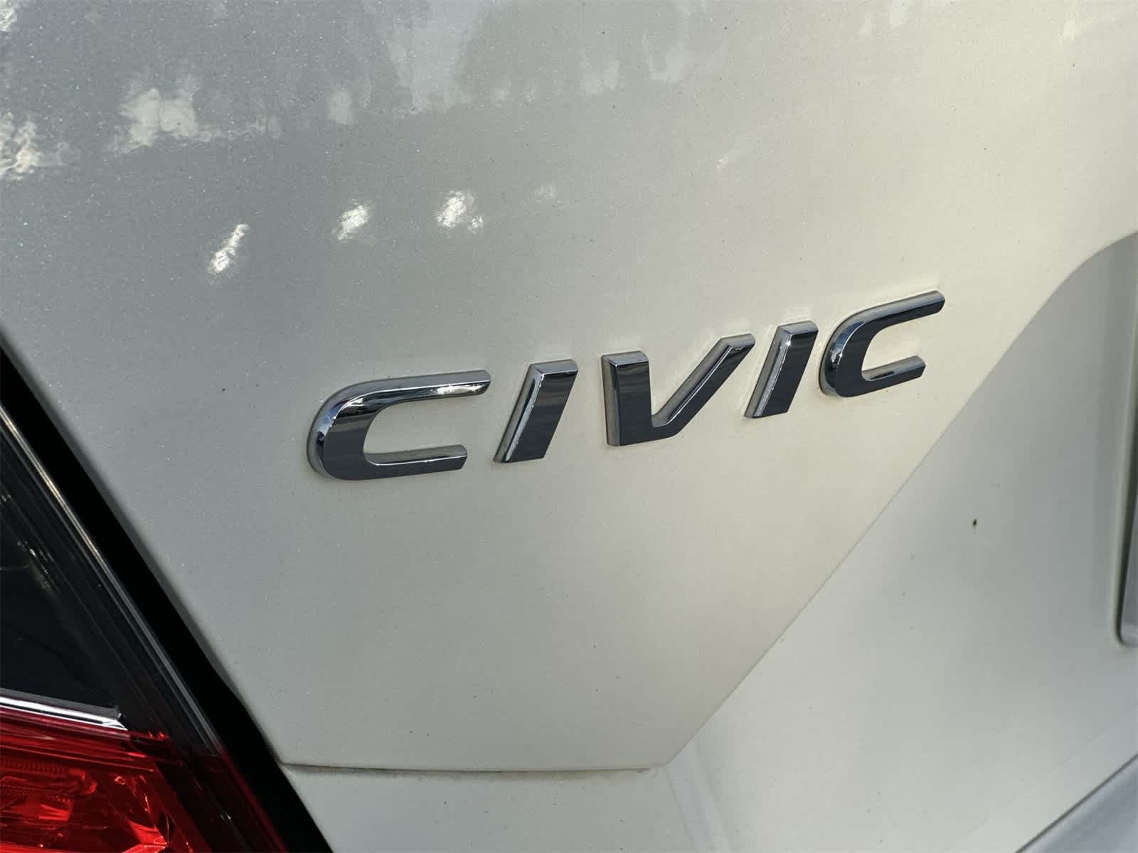 Thumbnail: 2016 Honda Civic - 11