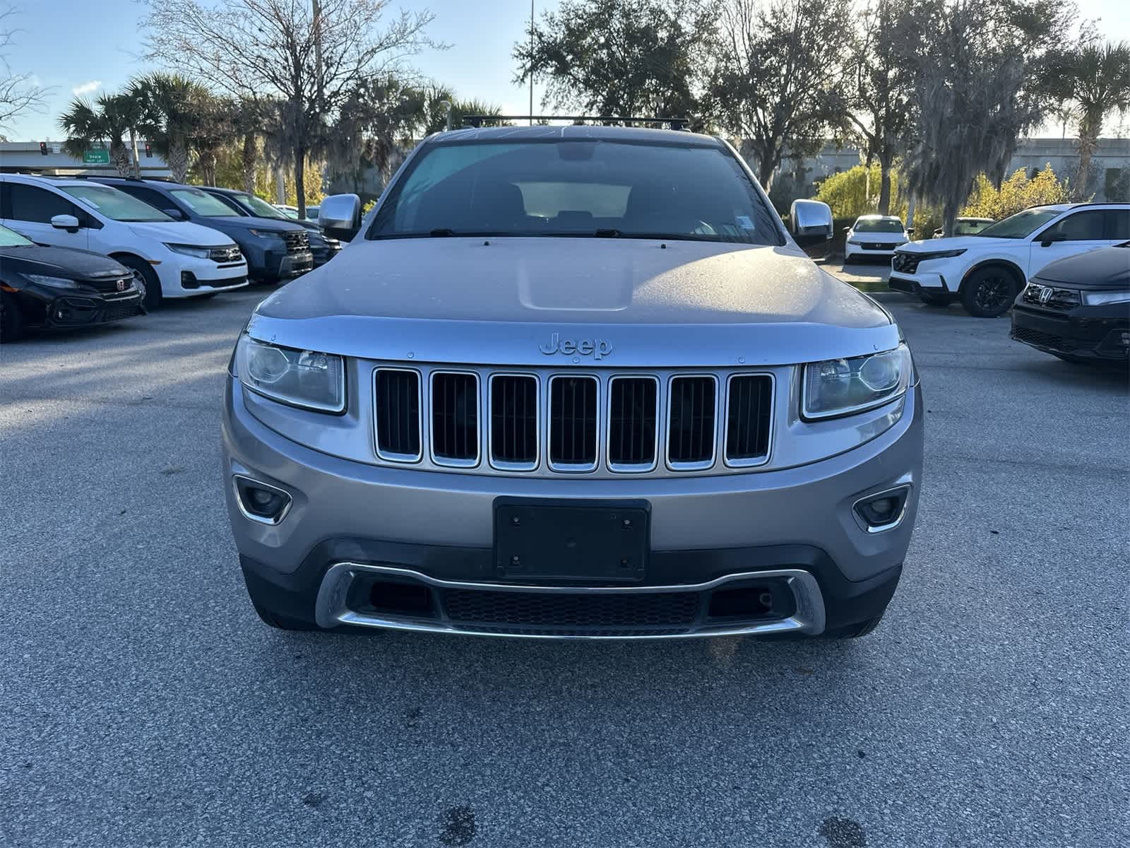 Thumbnail: 2014 Jeep Grand Cherokee - 9
