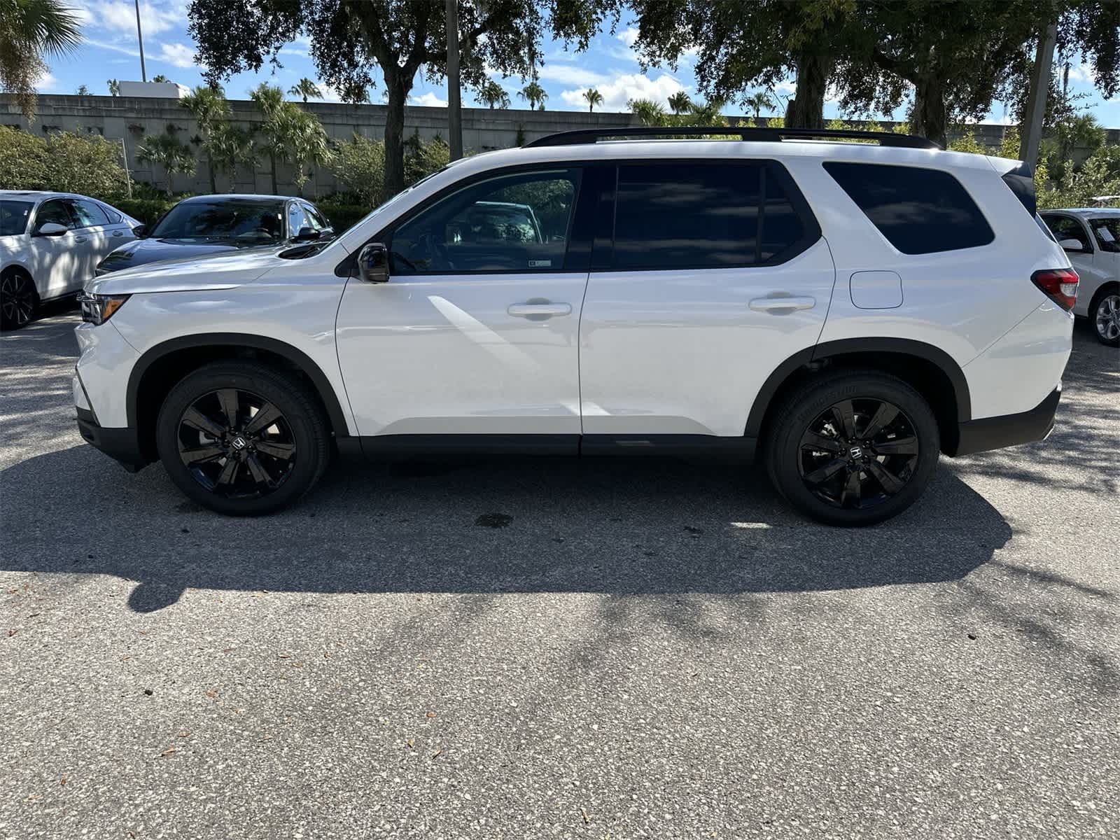 Thumbnail: 2025 Honda Pilot - 3