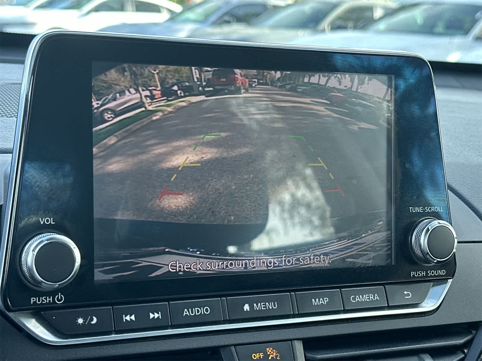 Thumbnail: 2019 Nissan Altima - 20