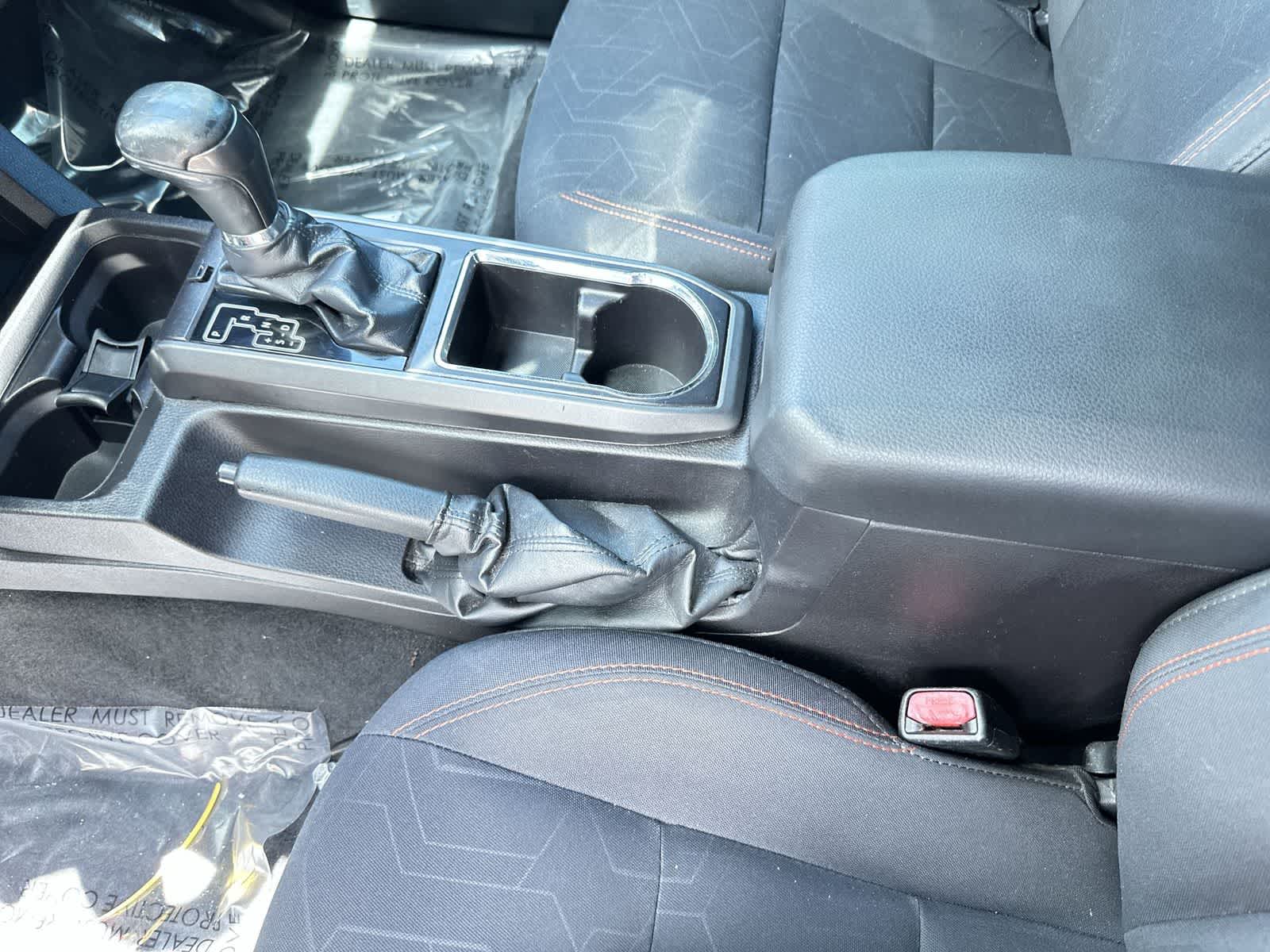 Thumbnail: 2016 Toyota Tacoma - 19