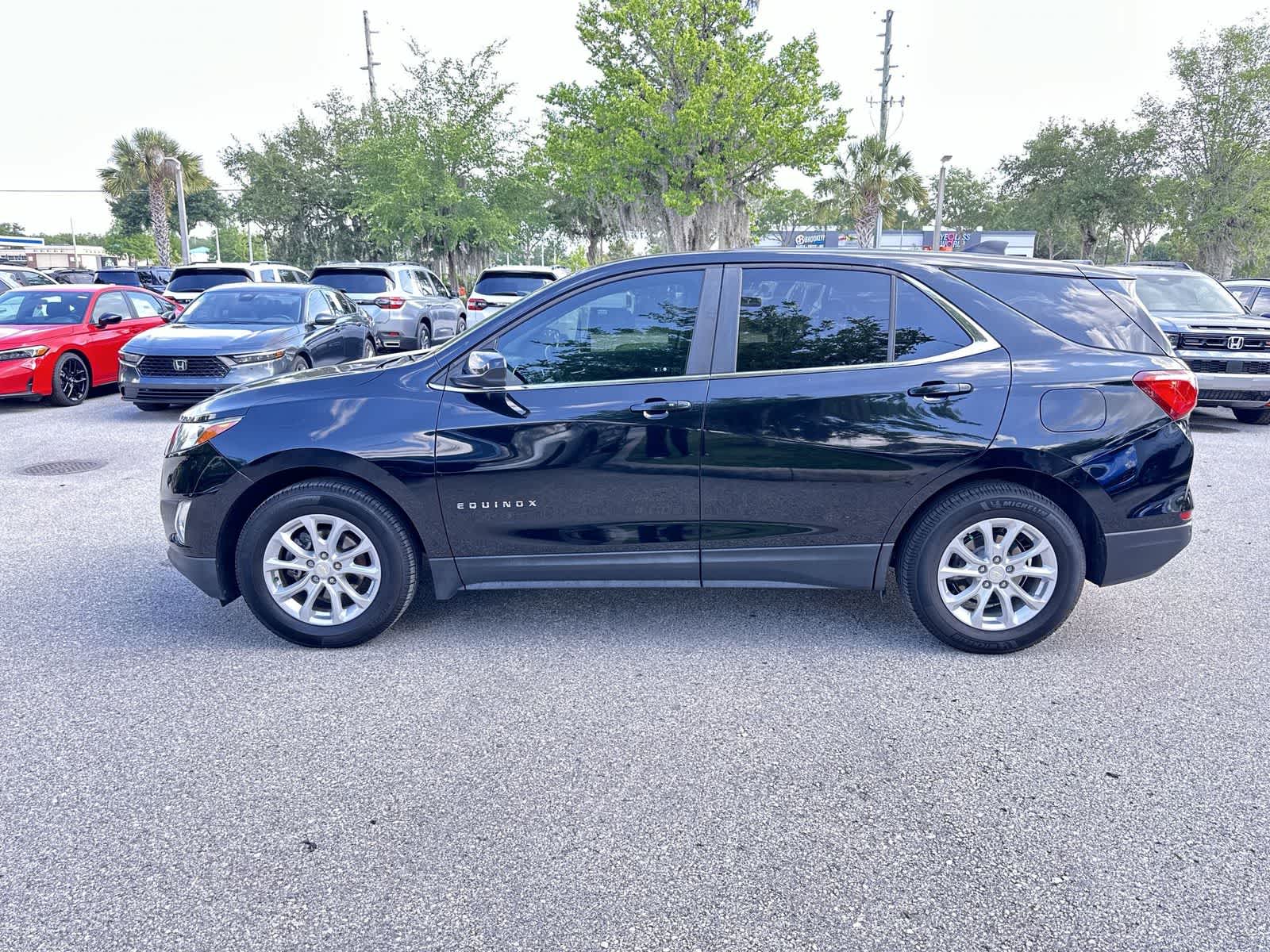 Thumbnail: 2021 Chevrolet Equinox - 3