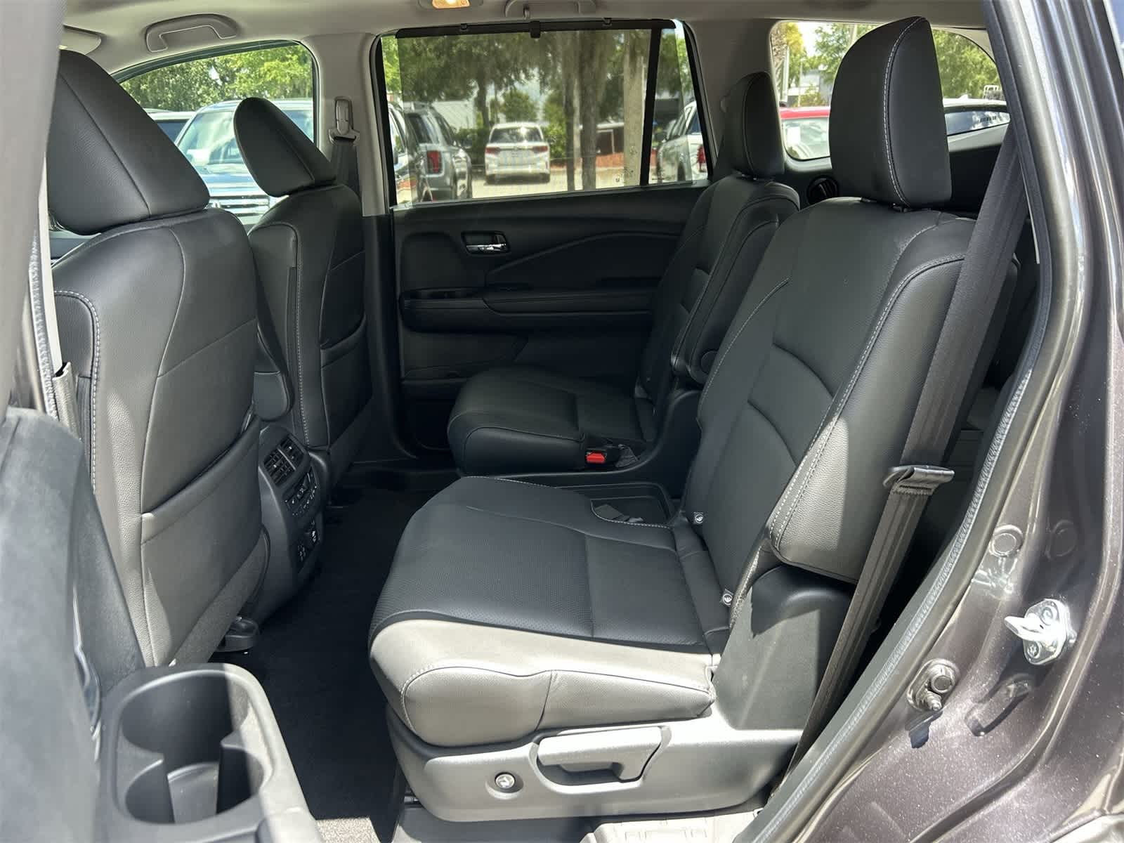 Thumbnail: 2022 Honda Pilot - 14