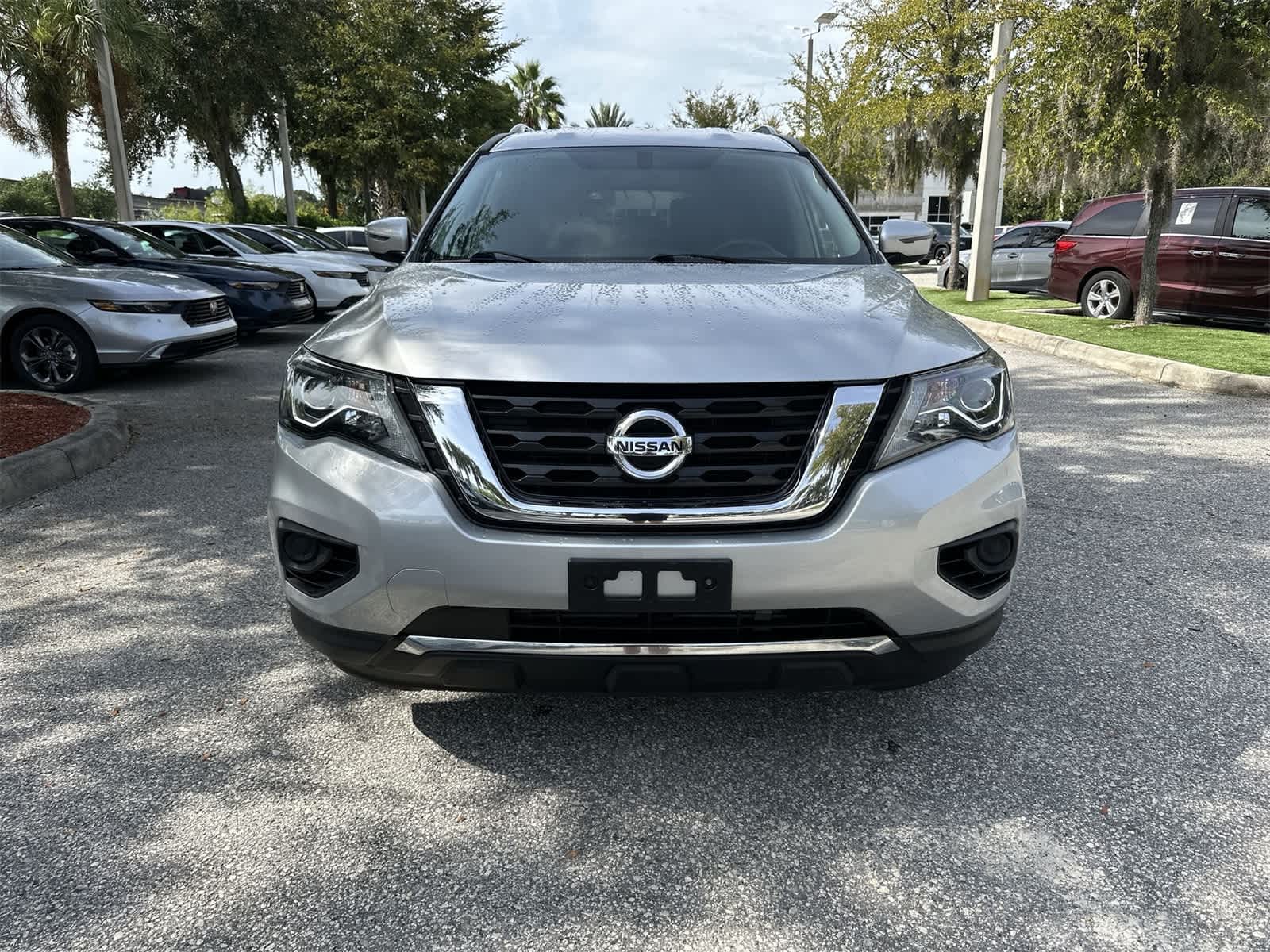 Thumbnail: 2019 Nissan Pathfinder - 9