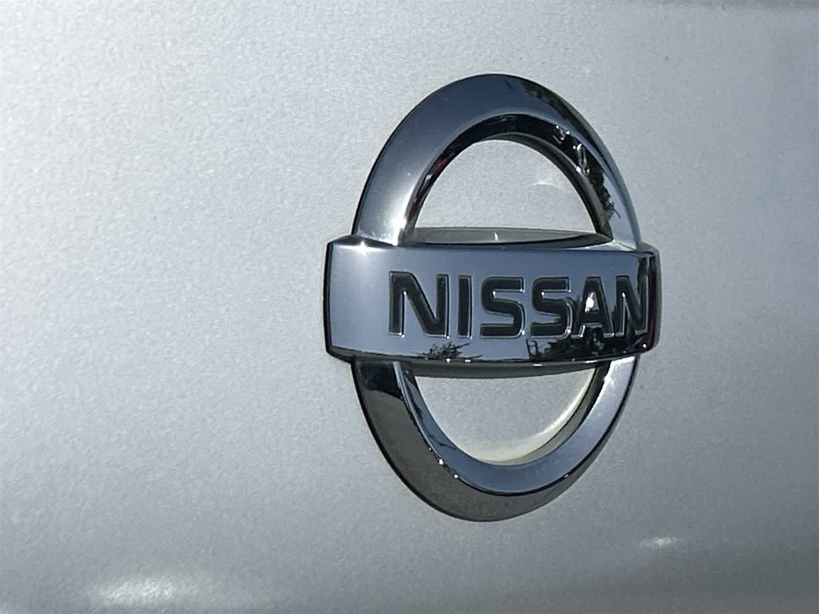 Thumbnail: 2012 Nissan Rogue - 10