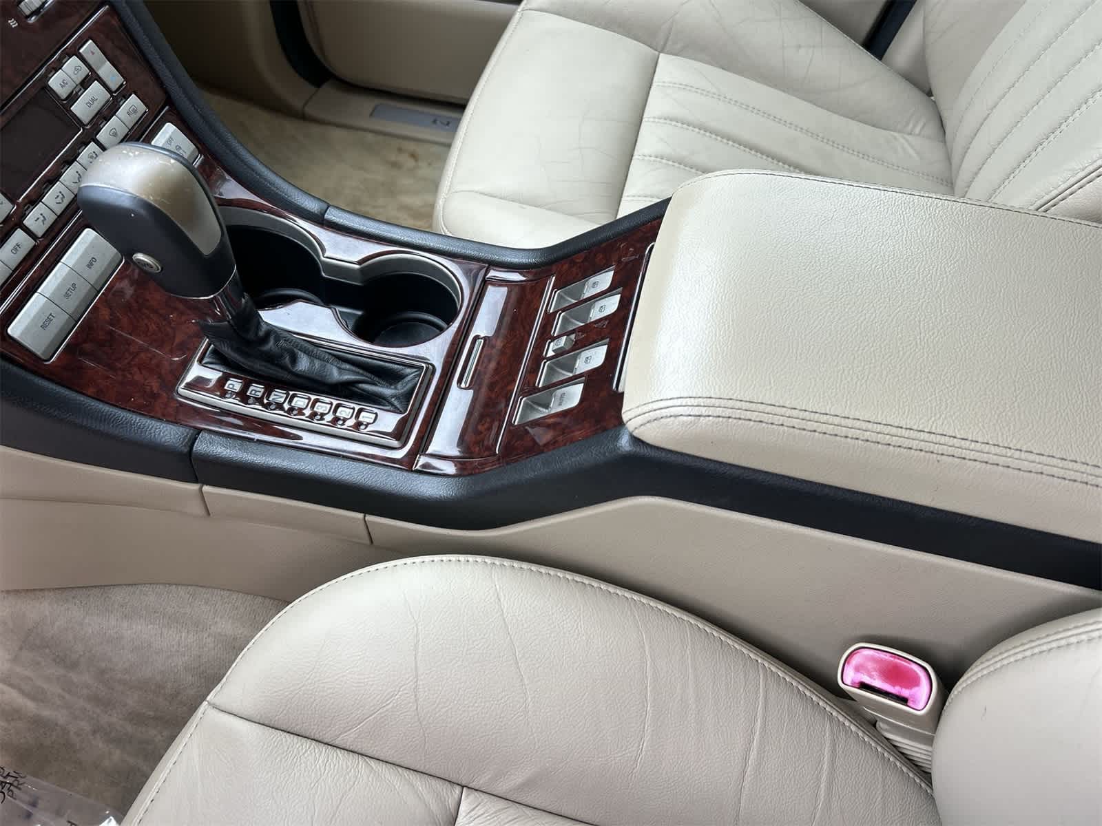 Thumbnail: 2005 Lincoln Aviator - 19