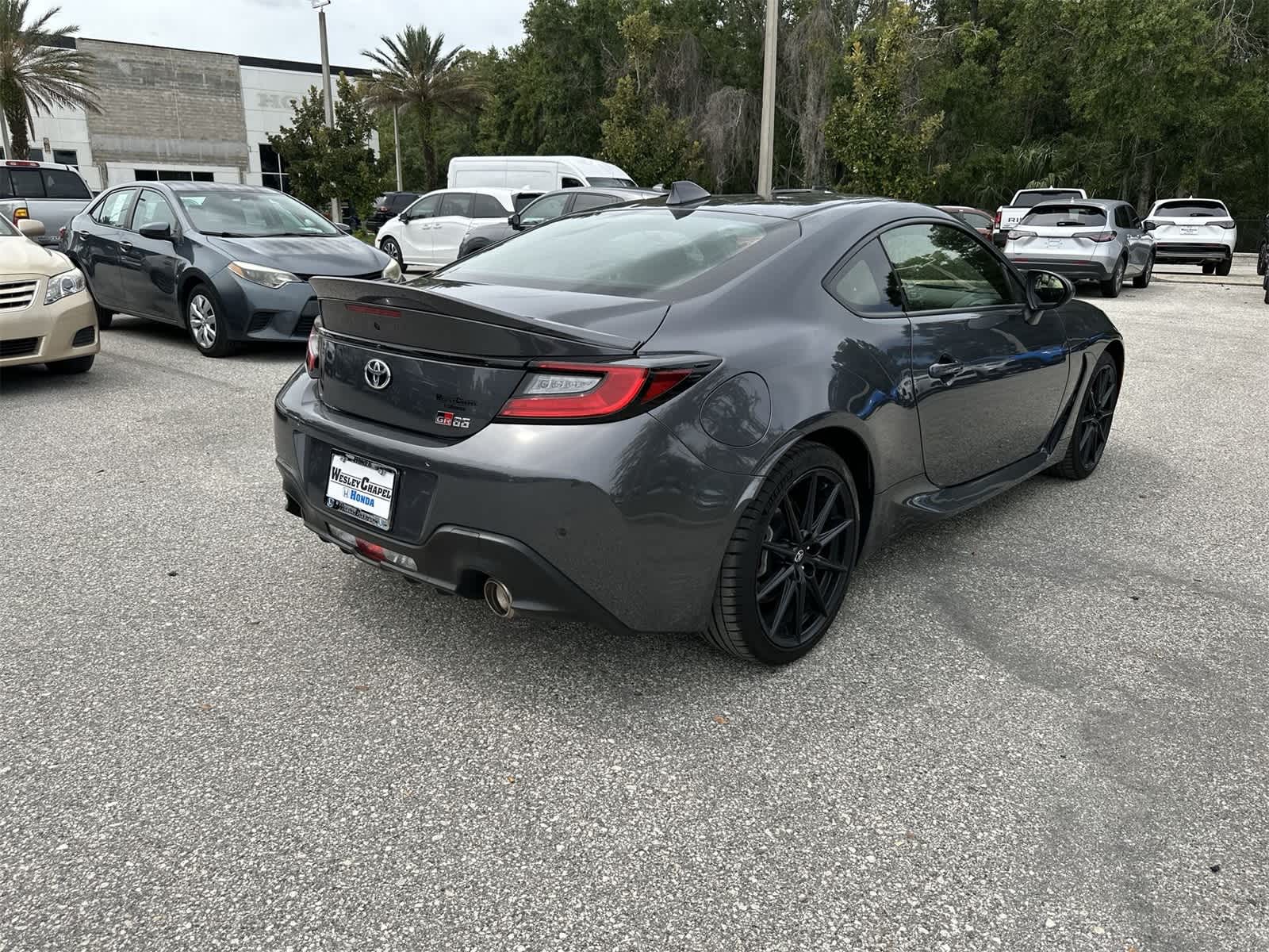 Thumbnail: 2023 Toyota GR86 - 6
