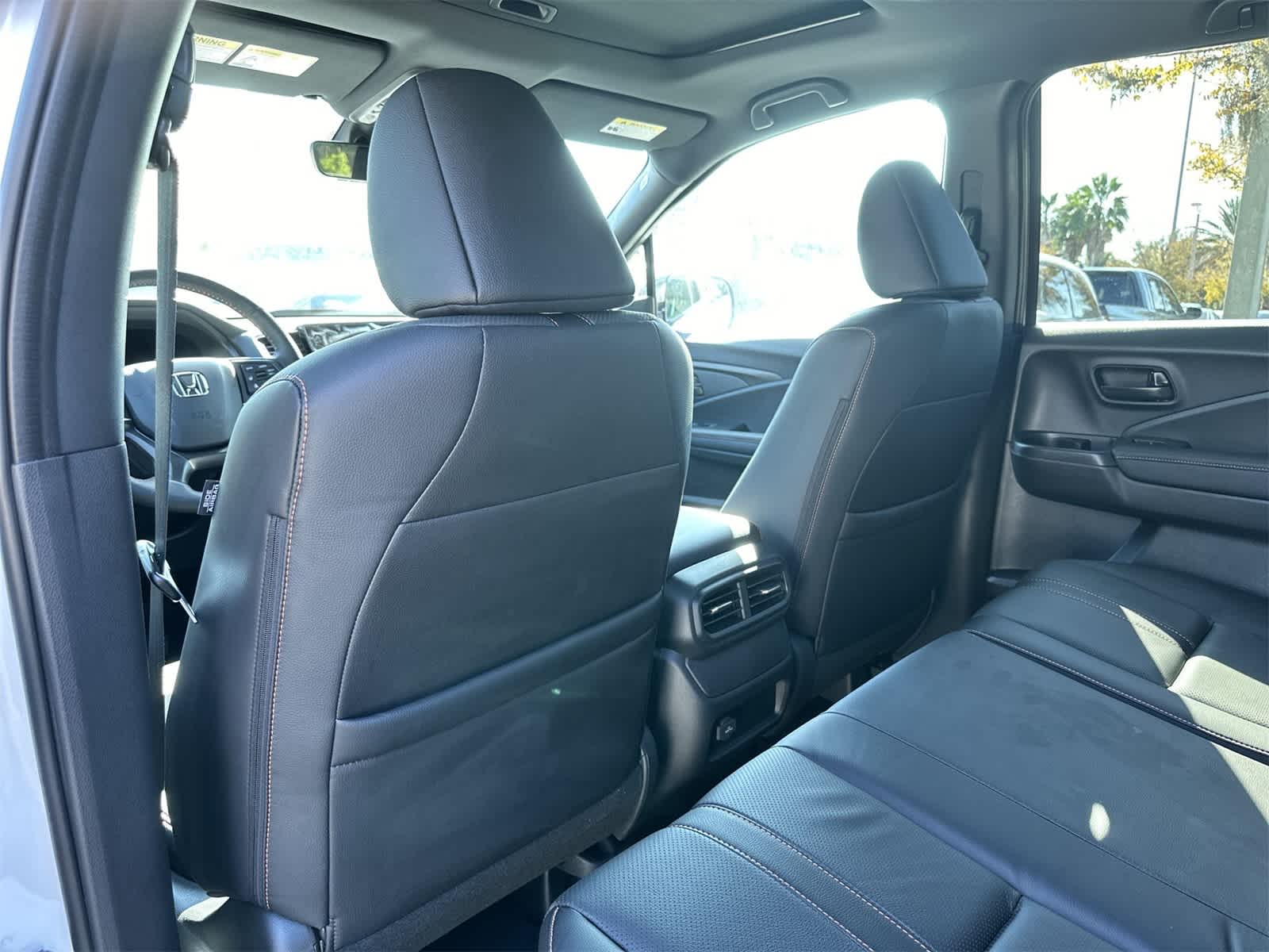 Thumbnail: 2025 Honda Ridgeline - 14