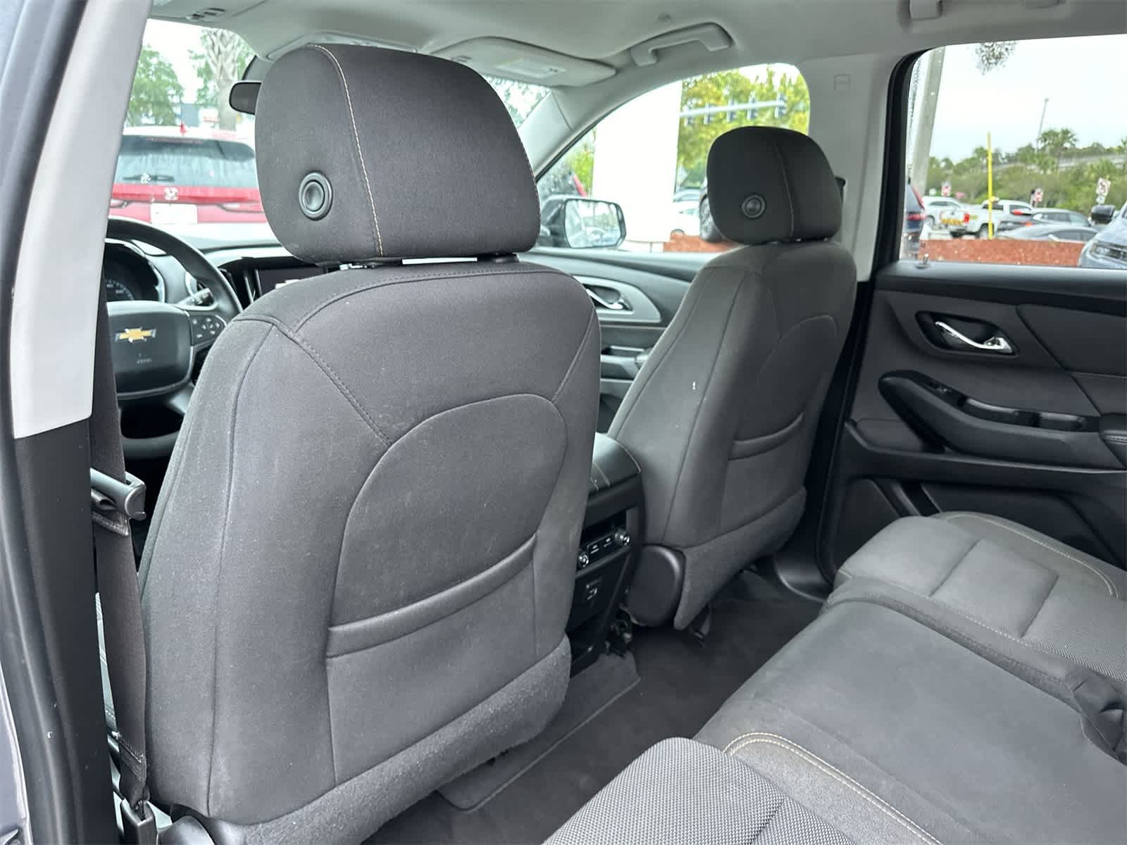 Thumbnail: 2020 Chevrolet Traverse - 14