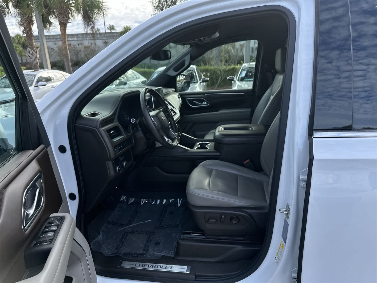 Thumbnail: 2021 Chevrolet Tahoe - 2