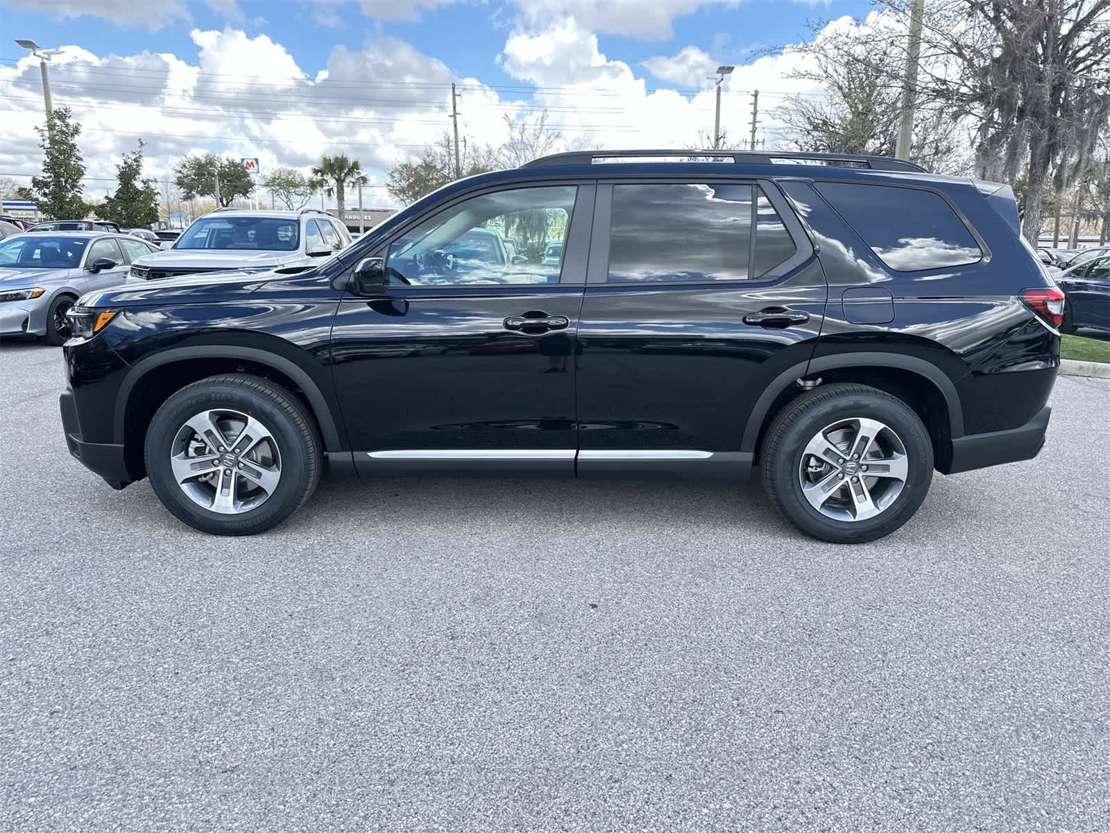 Thumbnail: 2026 Honda Pilot - 3