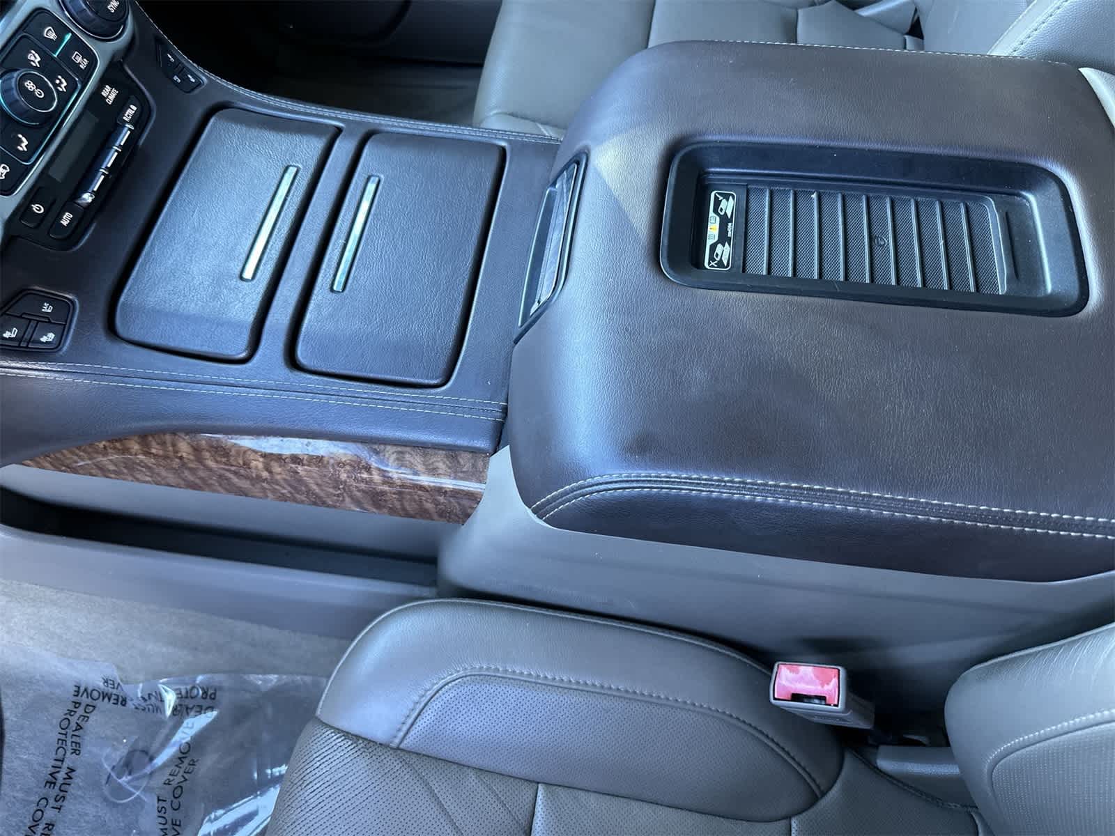 Thumbnail: 2016 Chevrolet Tahoe - 19