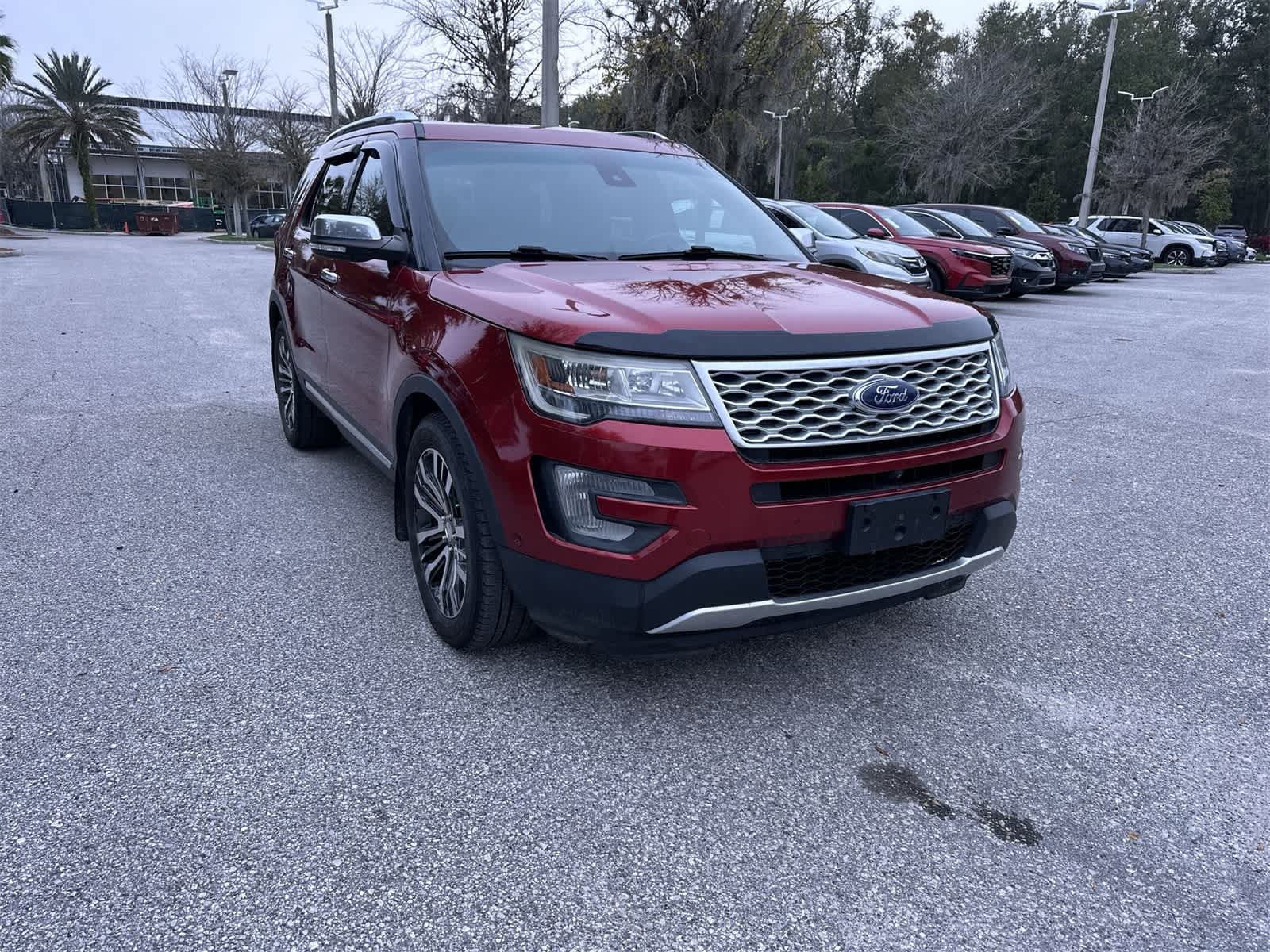 Thumbnail: 2017 Ford Explorer - 8