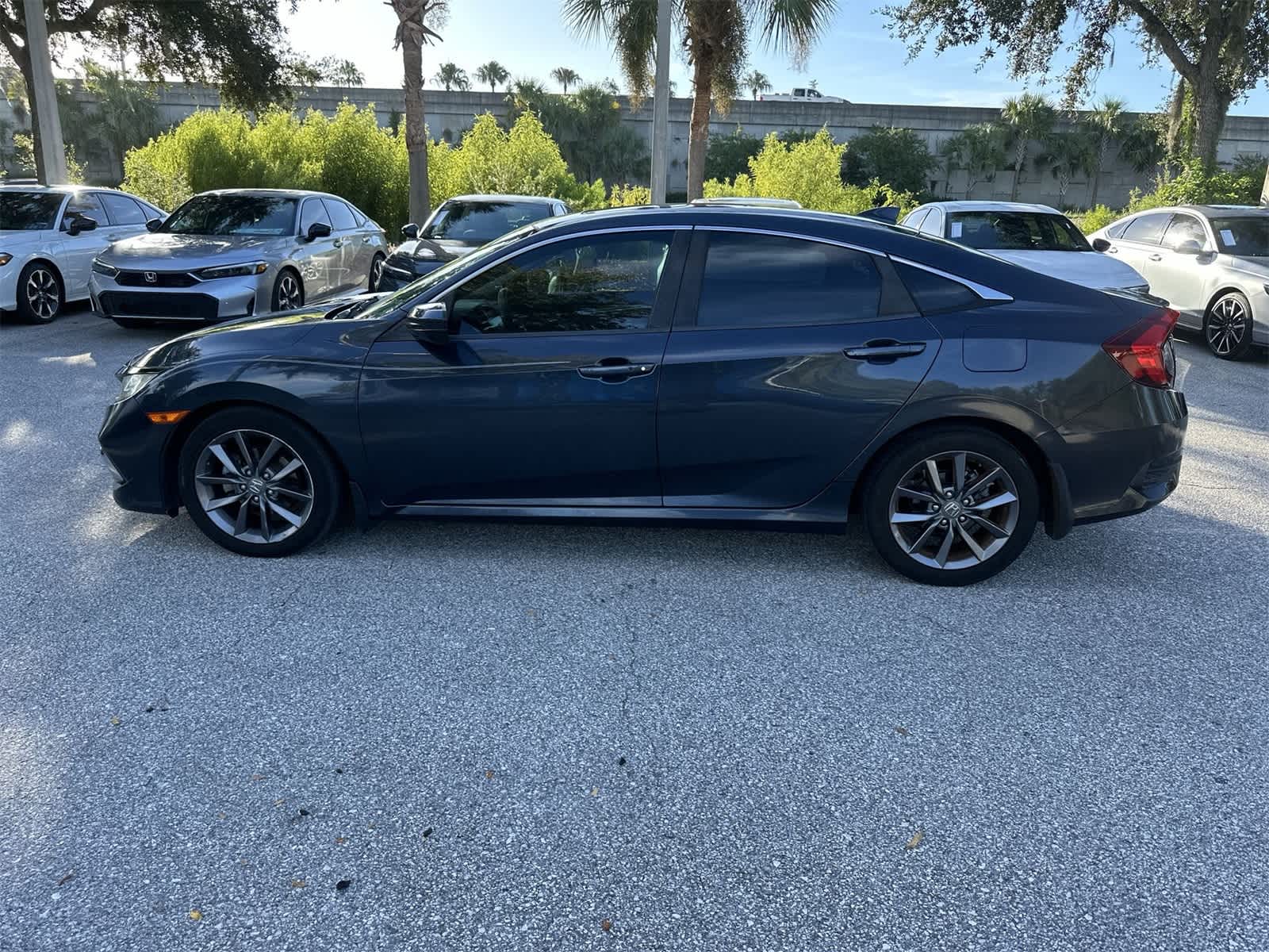 Thumbnail: 2019 Honda Civic - 3