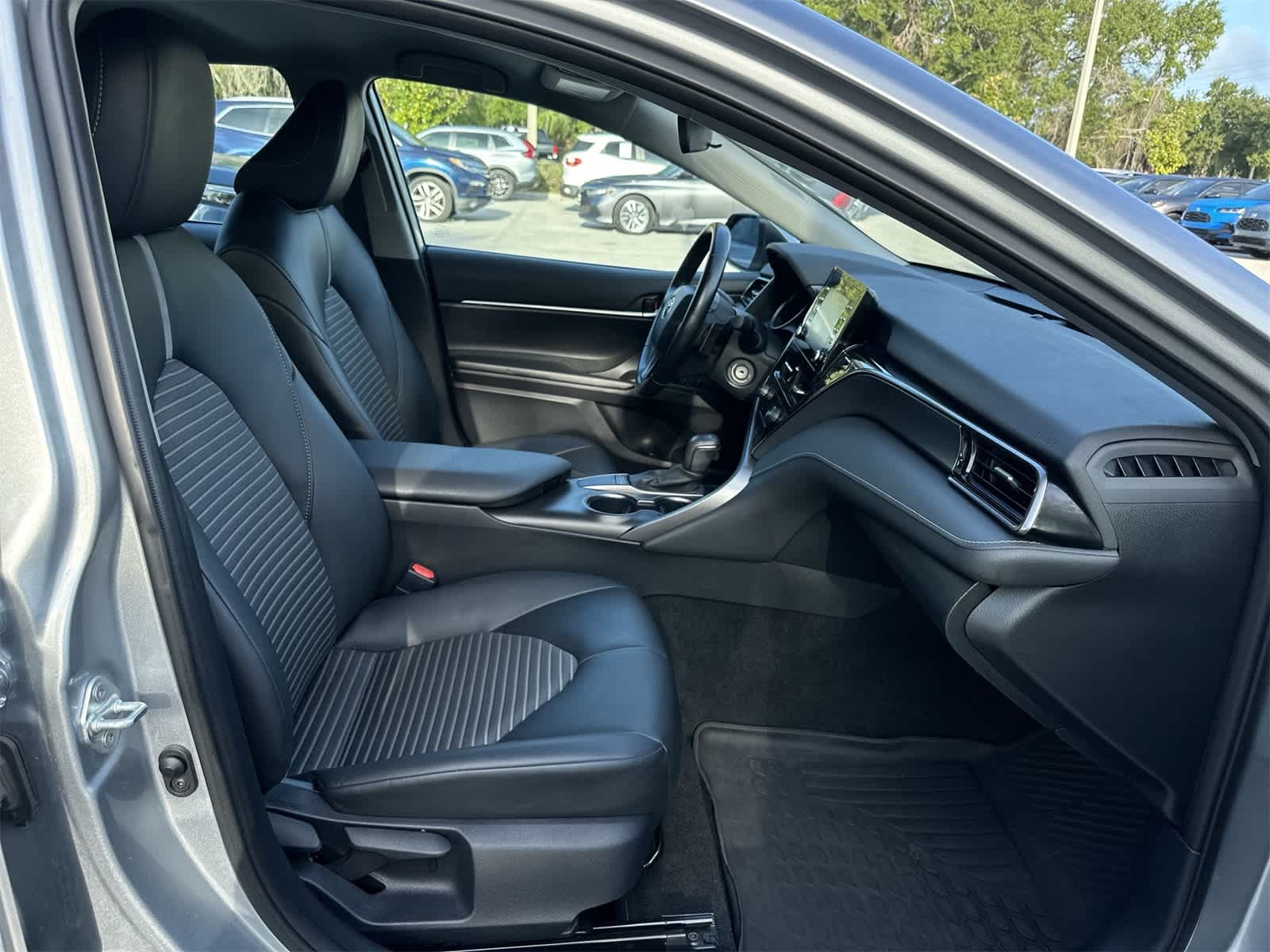 Thumbnail: 2023 Toyota Camry - 17