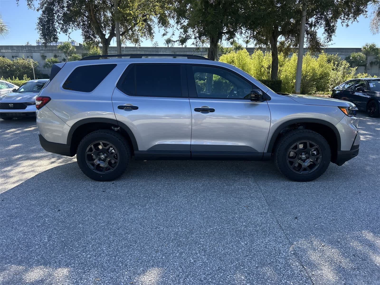 Thumbnail: 2025 Honda Pilot - 7