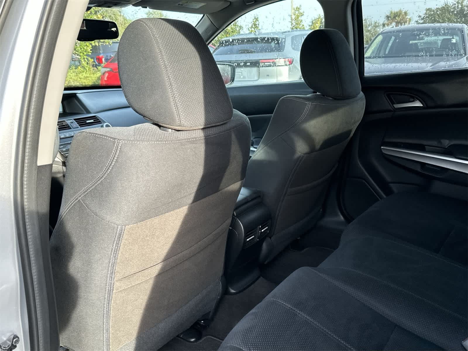 Thumbnail: 2013 Honda Crosstour - 14