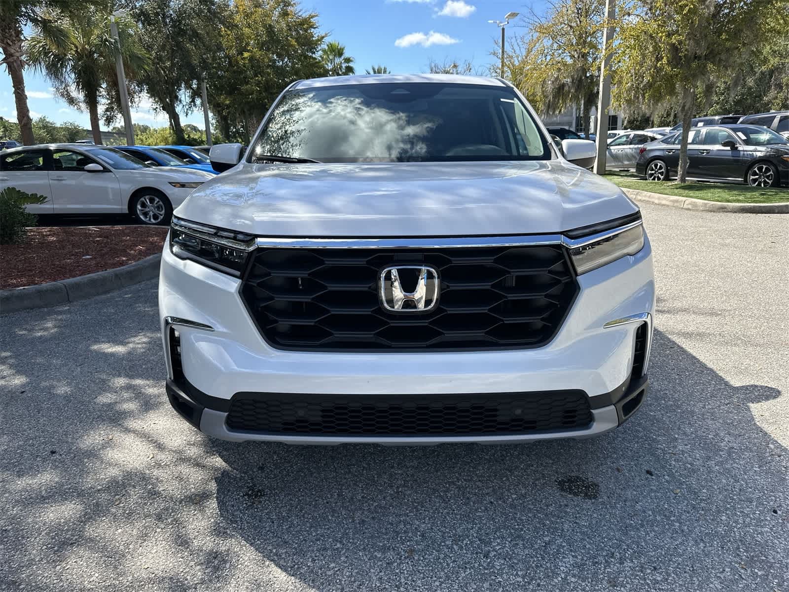 Thumbnail: 2025 Honda Pilot - 9