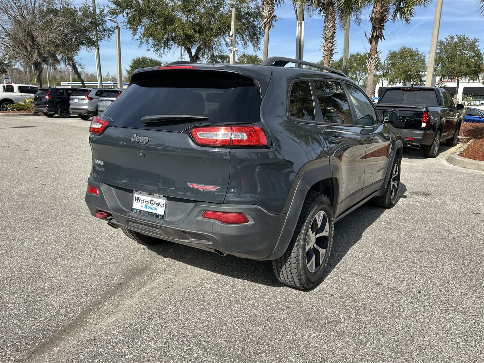 Thumbnail: 2016 Jeep Cherokee - 6