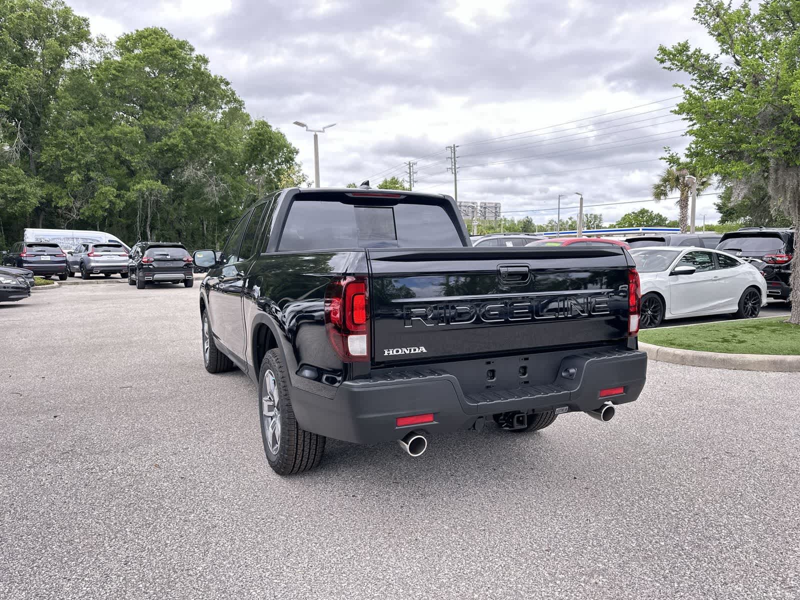 Thumbnail: 2026 Honda Ridgeline - 3