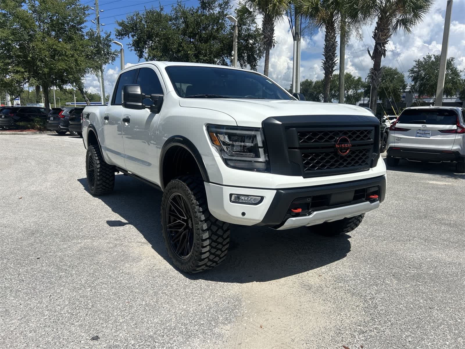 Thumbnail: 2024 Nissan Titan - 8