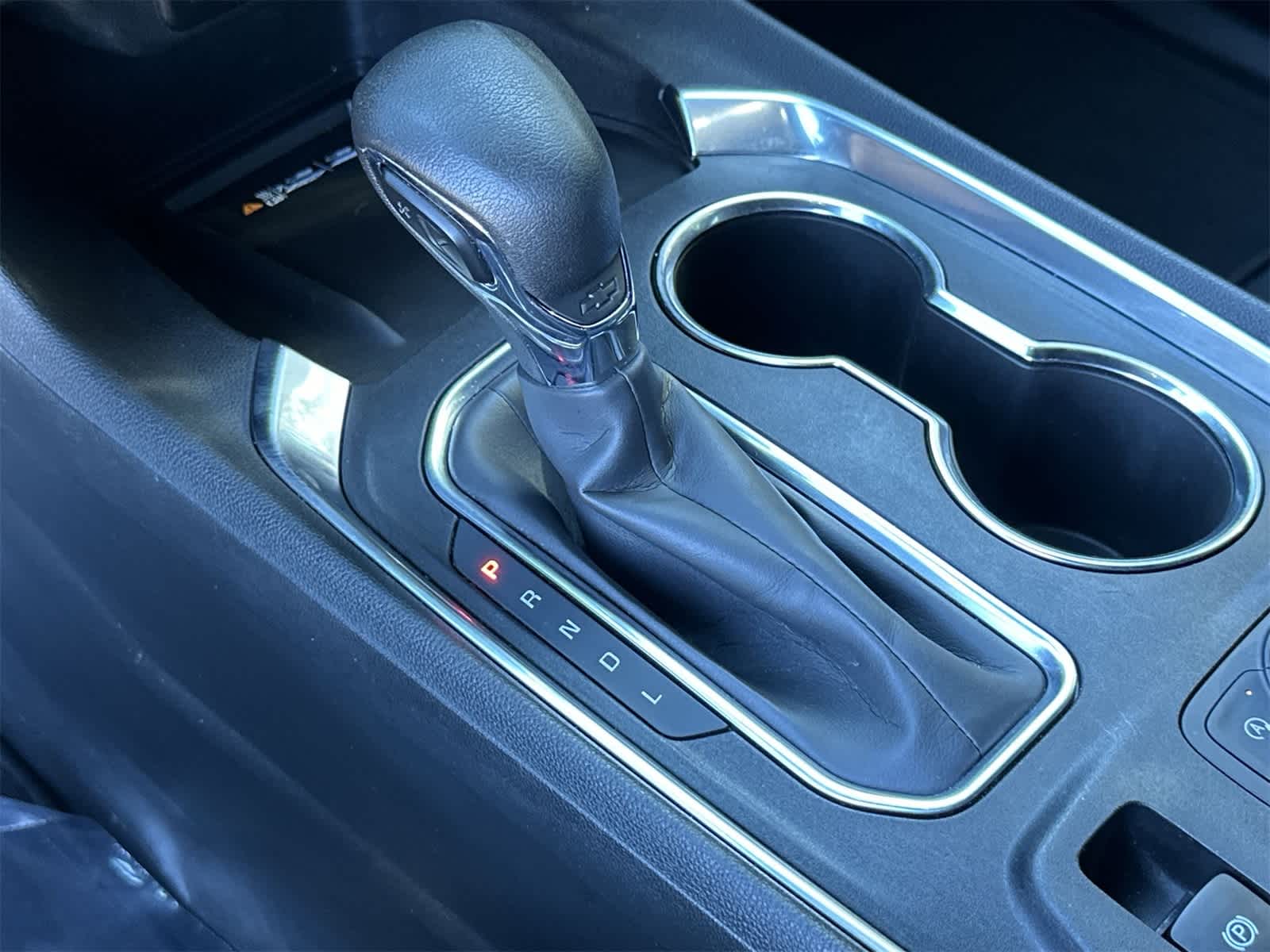 Thumbnail: 2022 Chevrolet Traverse - 21