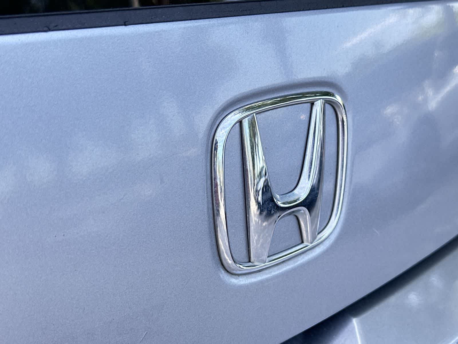Thumbnail: 2011 Honda CR-Z - 10