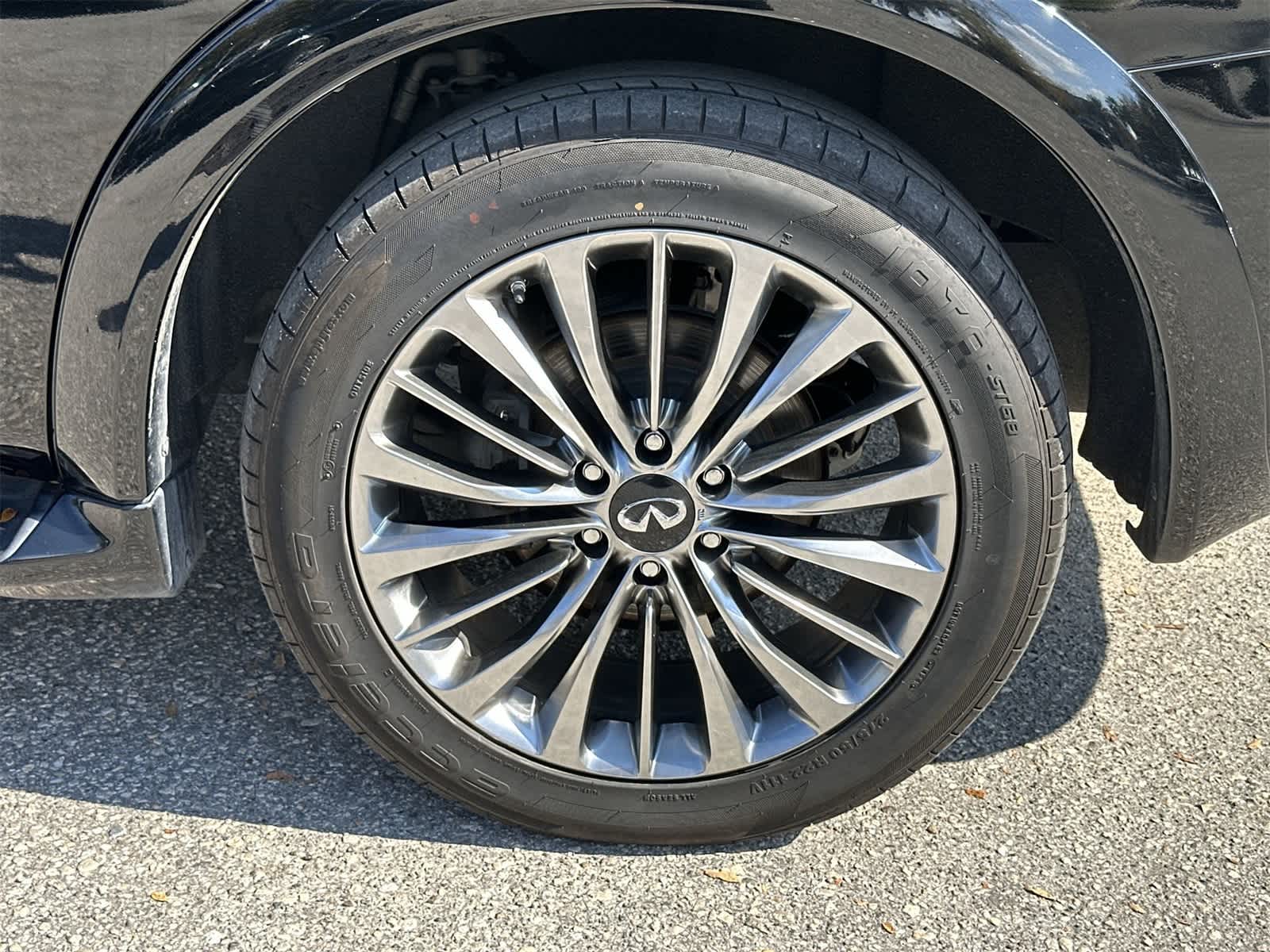 Thumbnail: 2018 INFINITI QX80 - 12