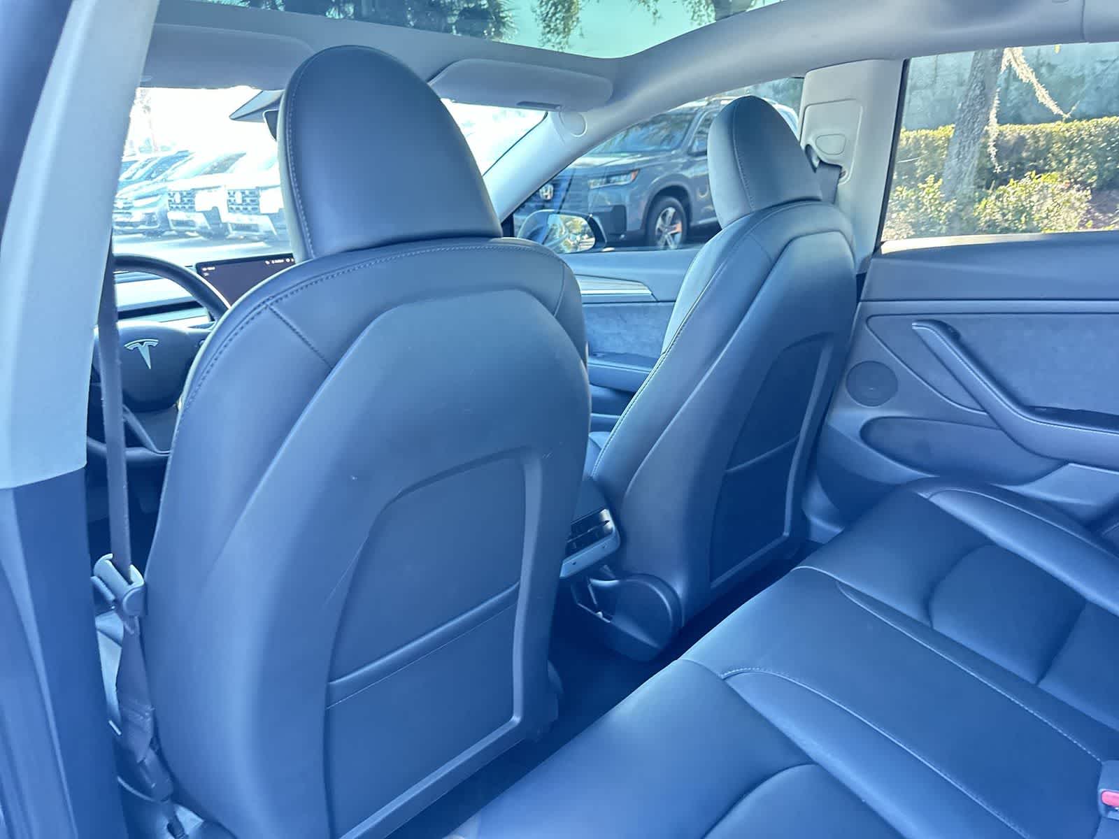 Thumbnail: 2023 Tesla Model 3 - 14