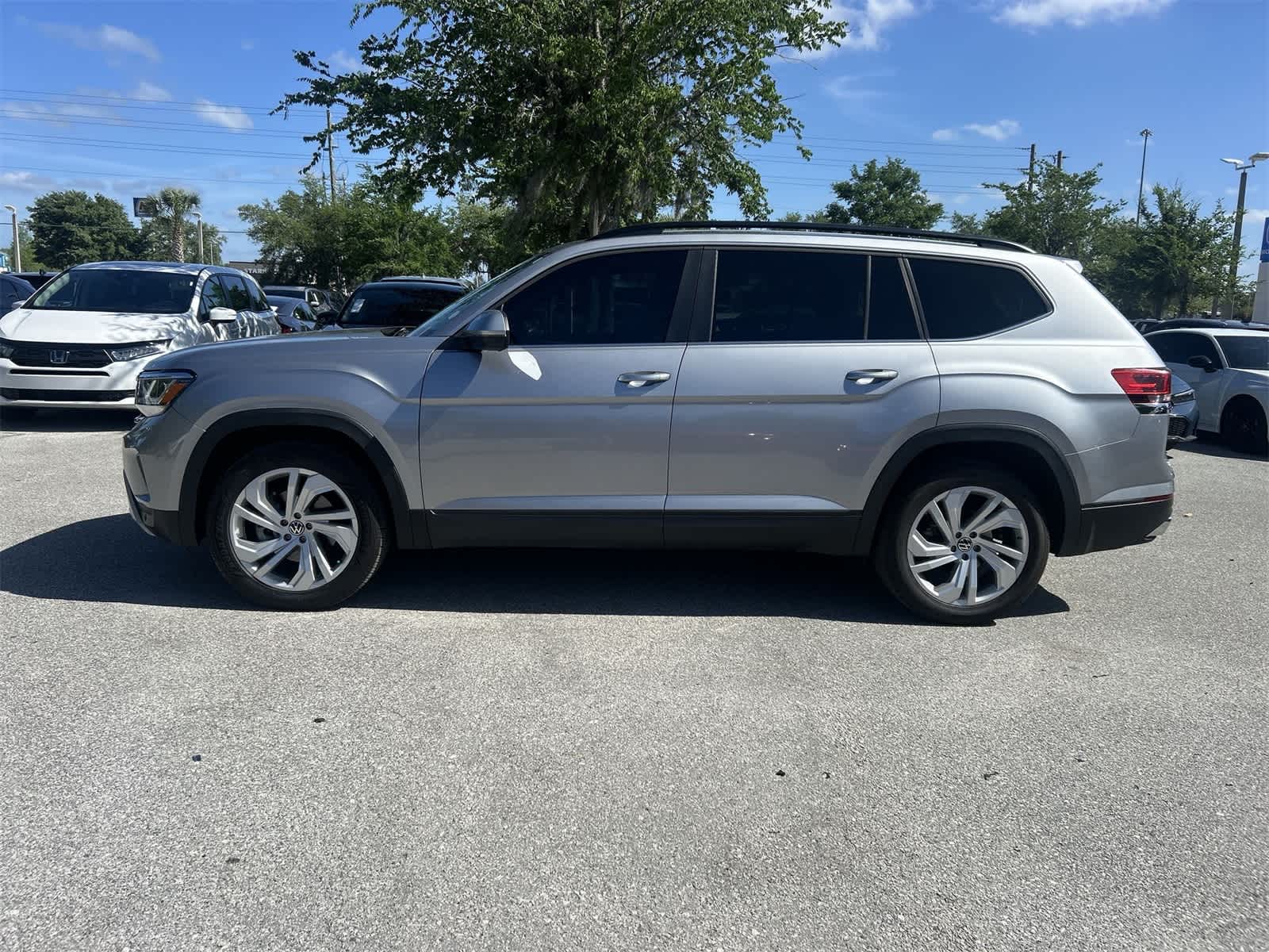 2021 Volkswagen Atlas SE 3