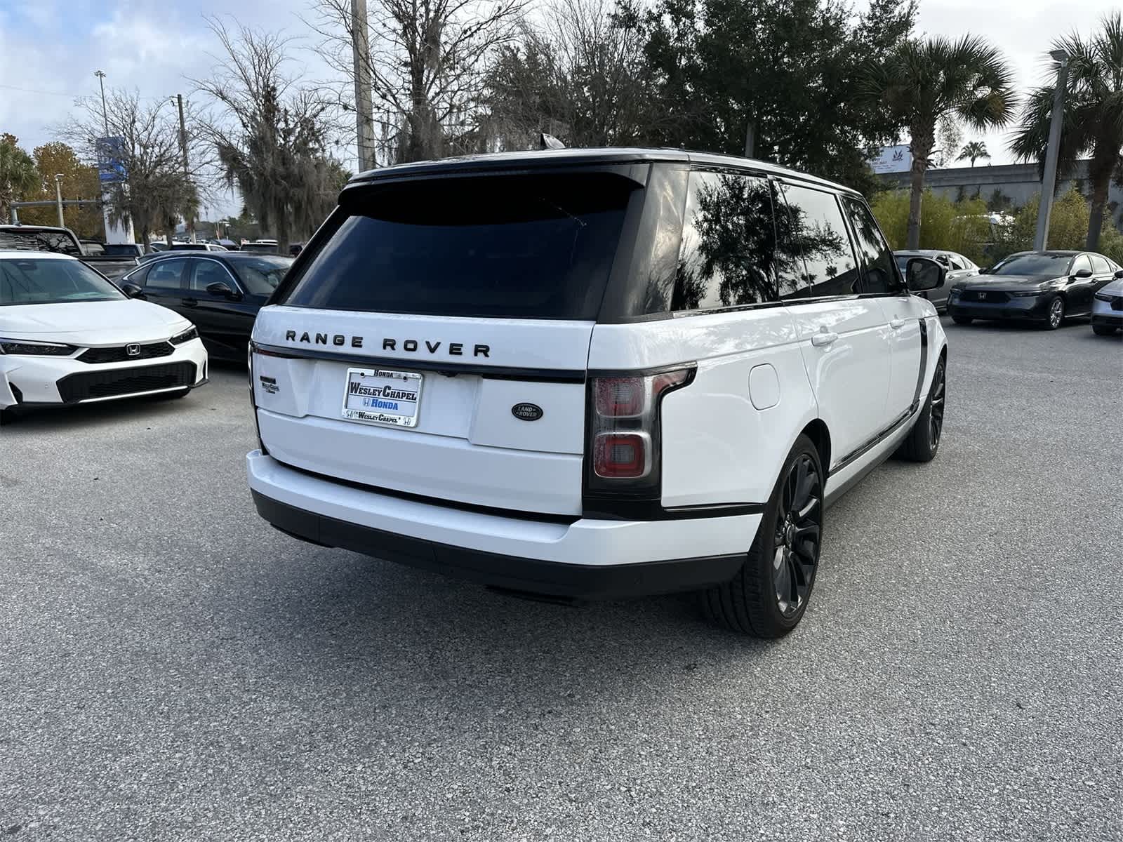 Thumbnail: 2018 Land Rover Range Rover - 6