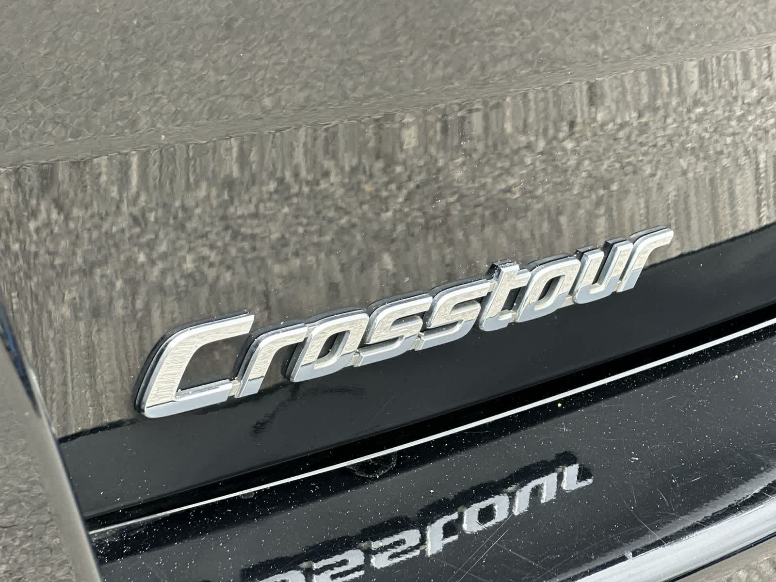 Thumbnail: 2015 Honda Crosstour - 11