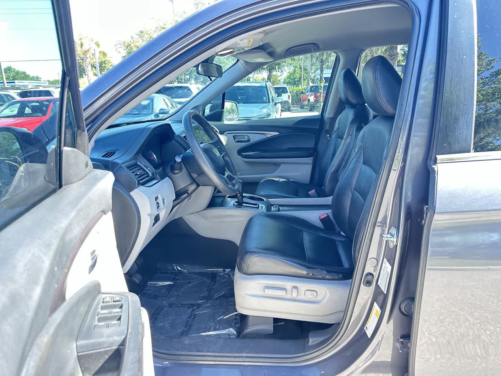 Thumbnail: 2020 Honda Pilot - 2