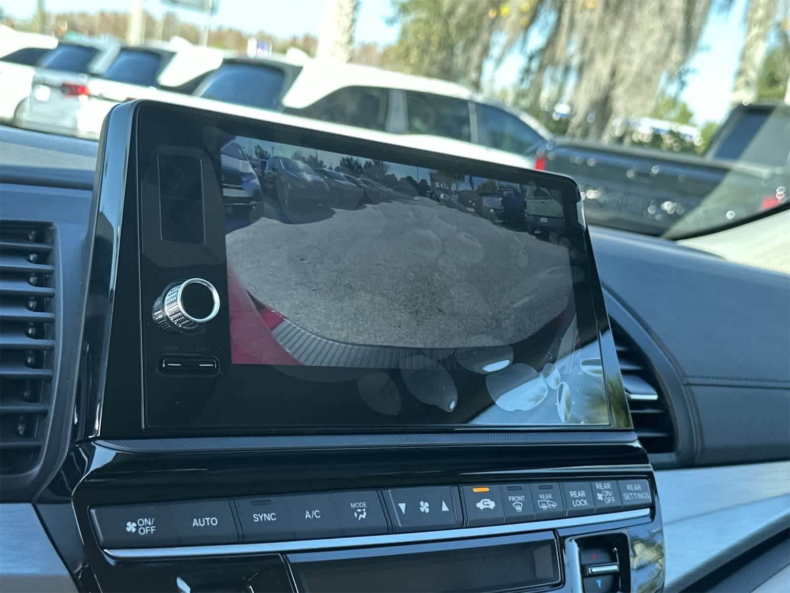 Thumbnail: 2026 Honda Odyssey - 20