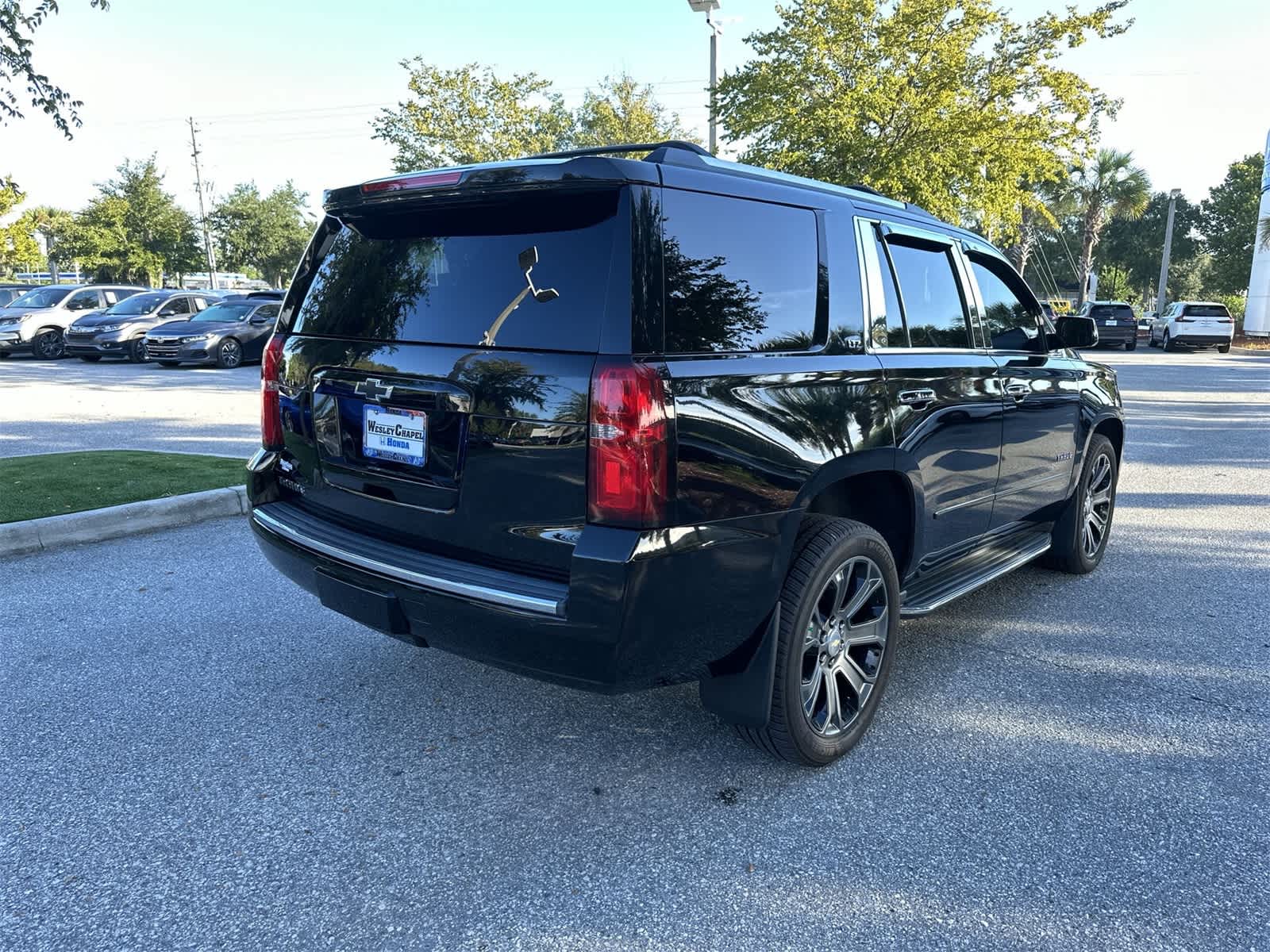 Thumbnail: 2016 Chevrolet Tahoe - 6