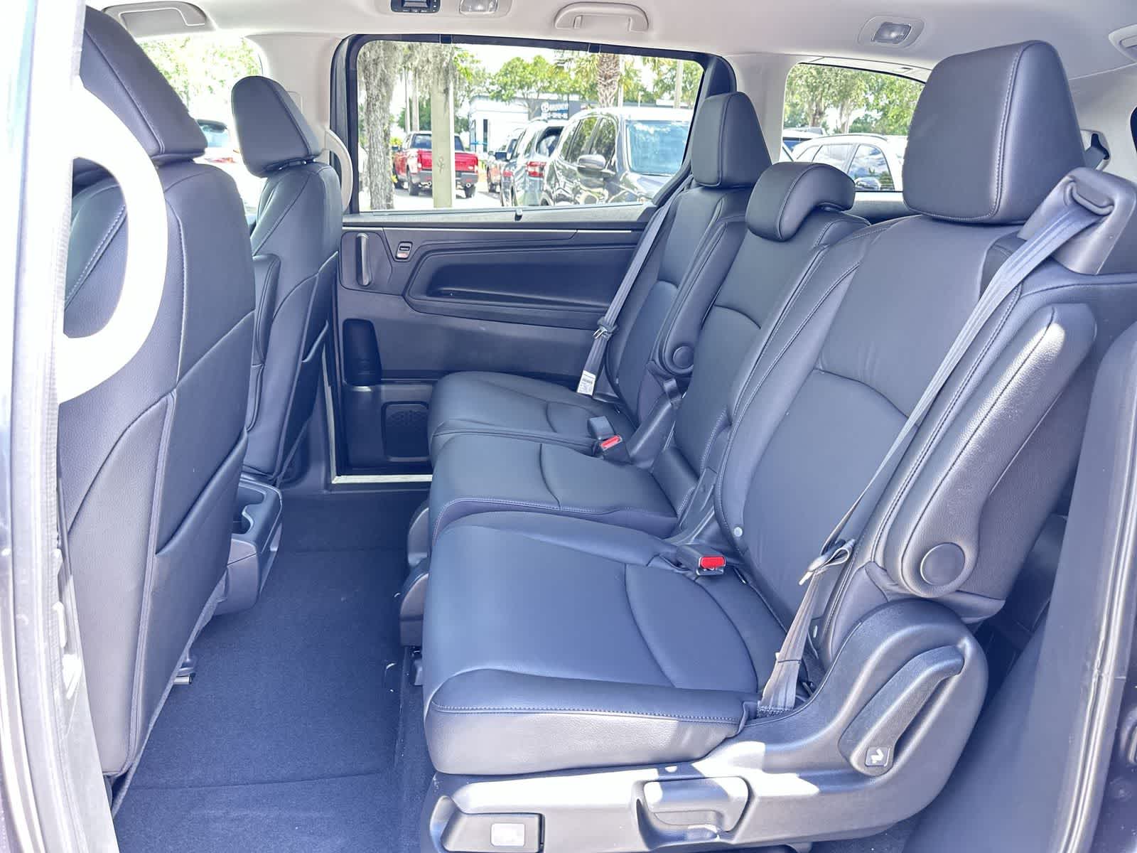 Thumbnail: 2026 Honda Odyssey - 15