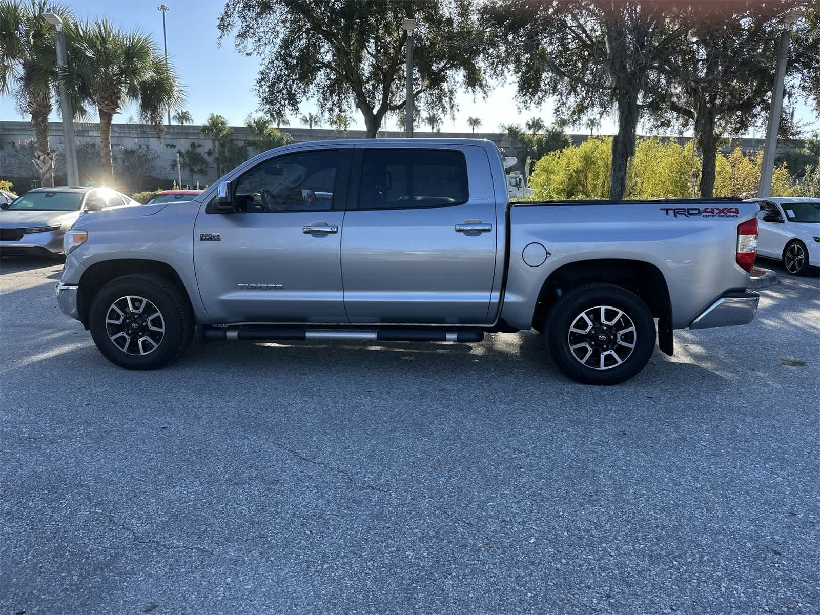 Thumbnail: 2015 Toyota Tundra - 3