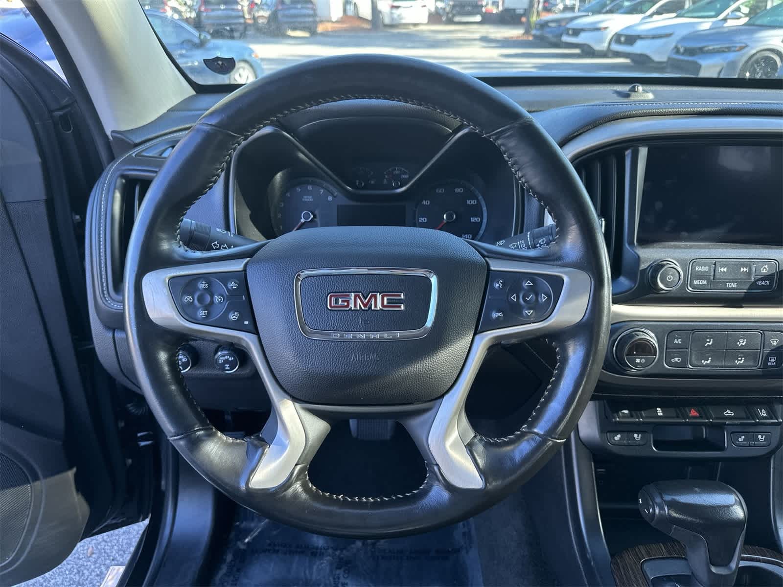 Thumbnail: 2018 GMC Canyon - 19