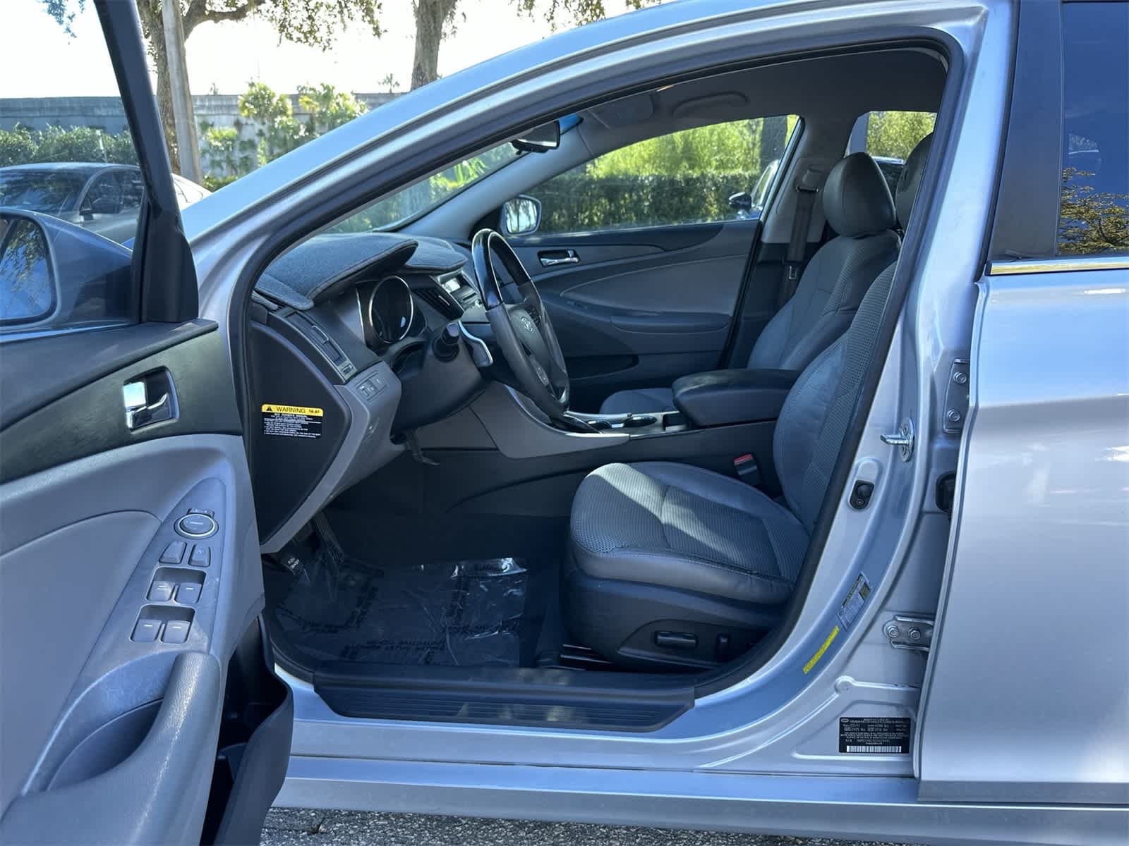 Thumbnail: 2012 Hyundai Sonata - 2