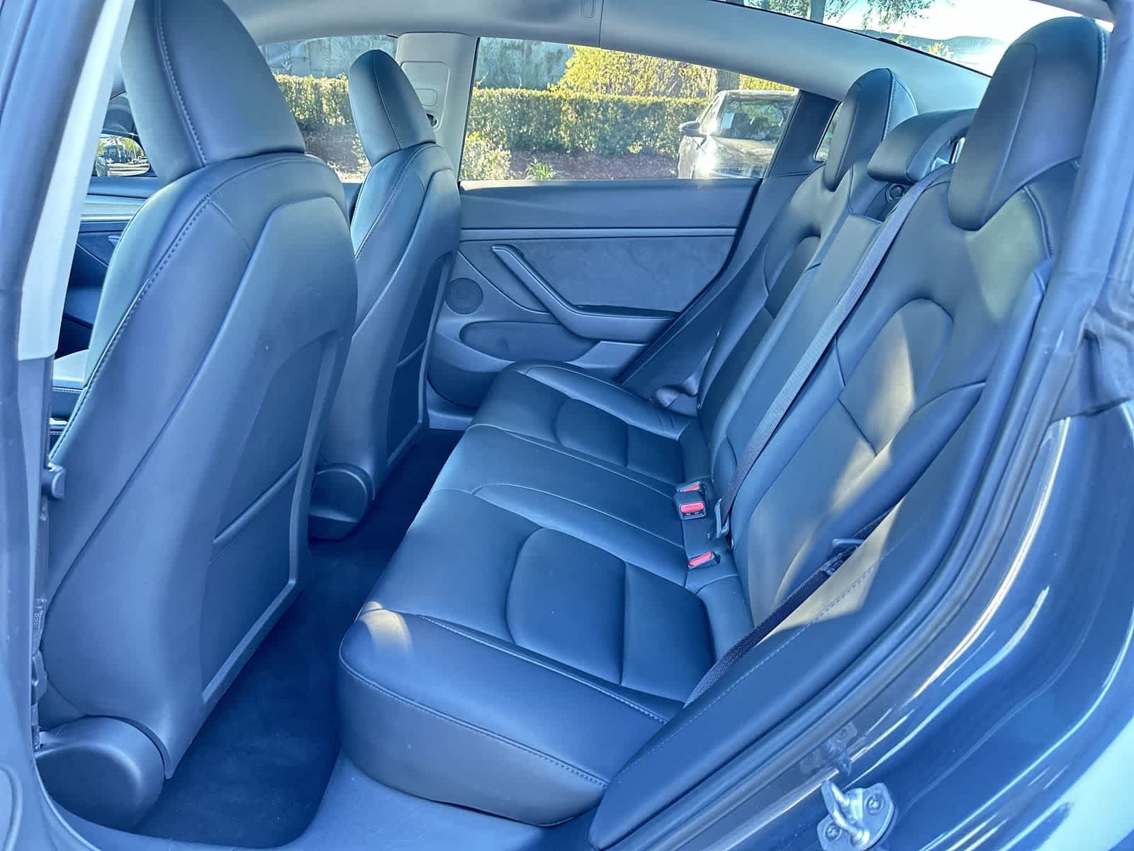 Thumbnail: 2023 Tesla Model 3 - 15