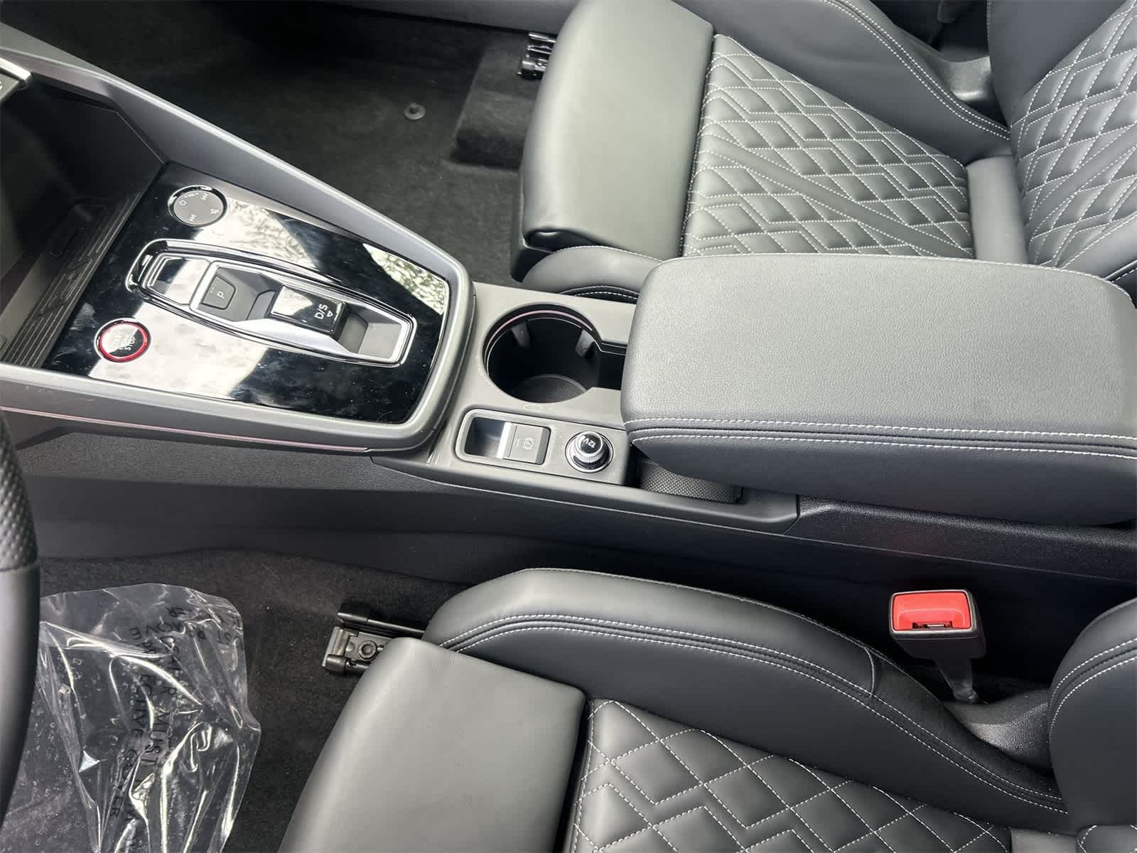 Thumbnail: 2025 Audi S3 - 19