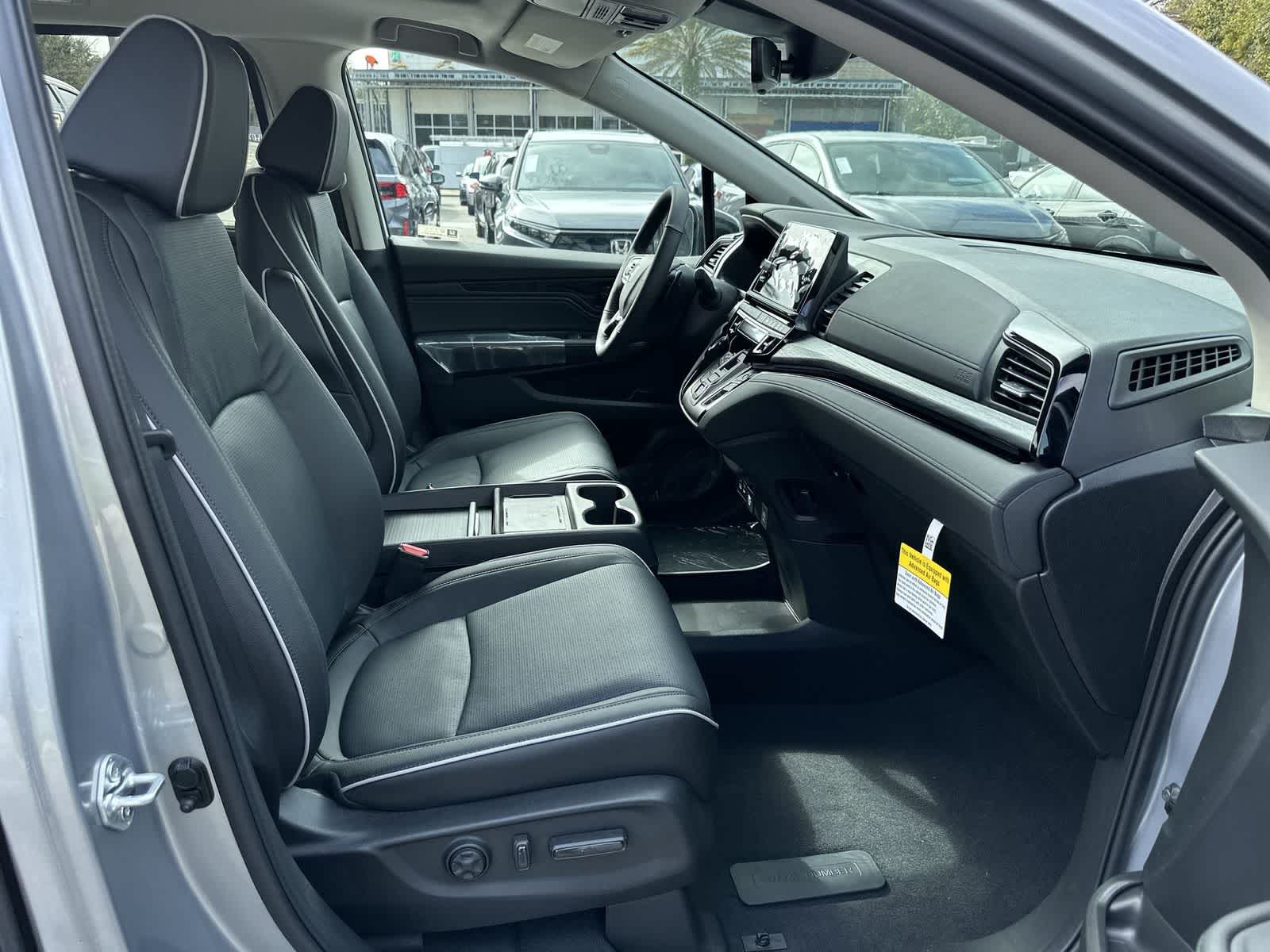 Thumbnail: 2026 Honda Odyssey - 17