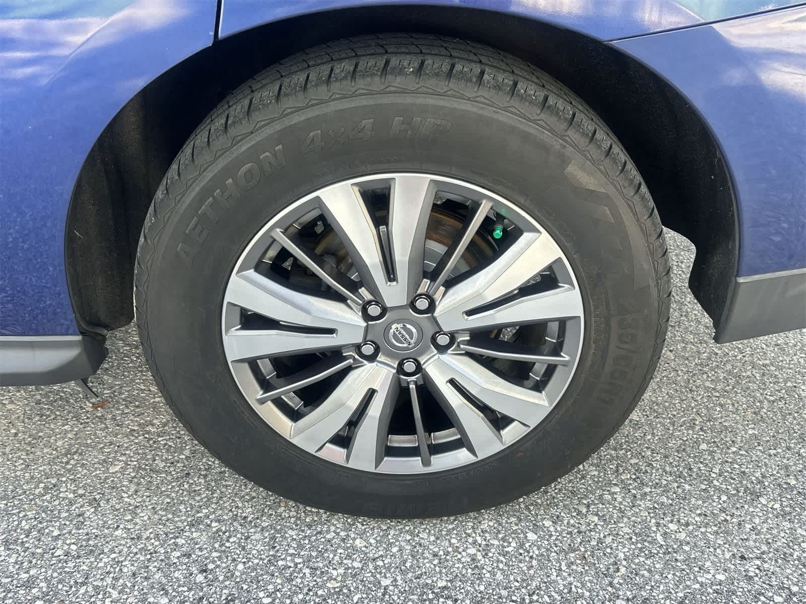 Thumbnail: 2020 Nissan Pathfinder - 12